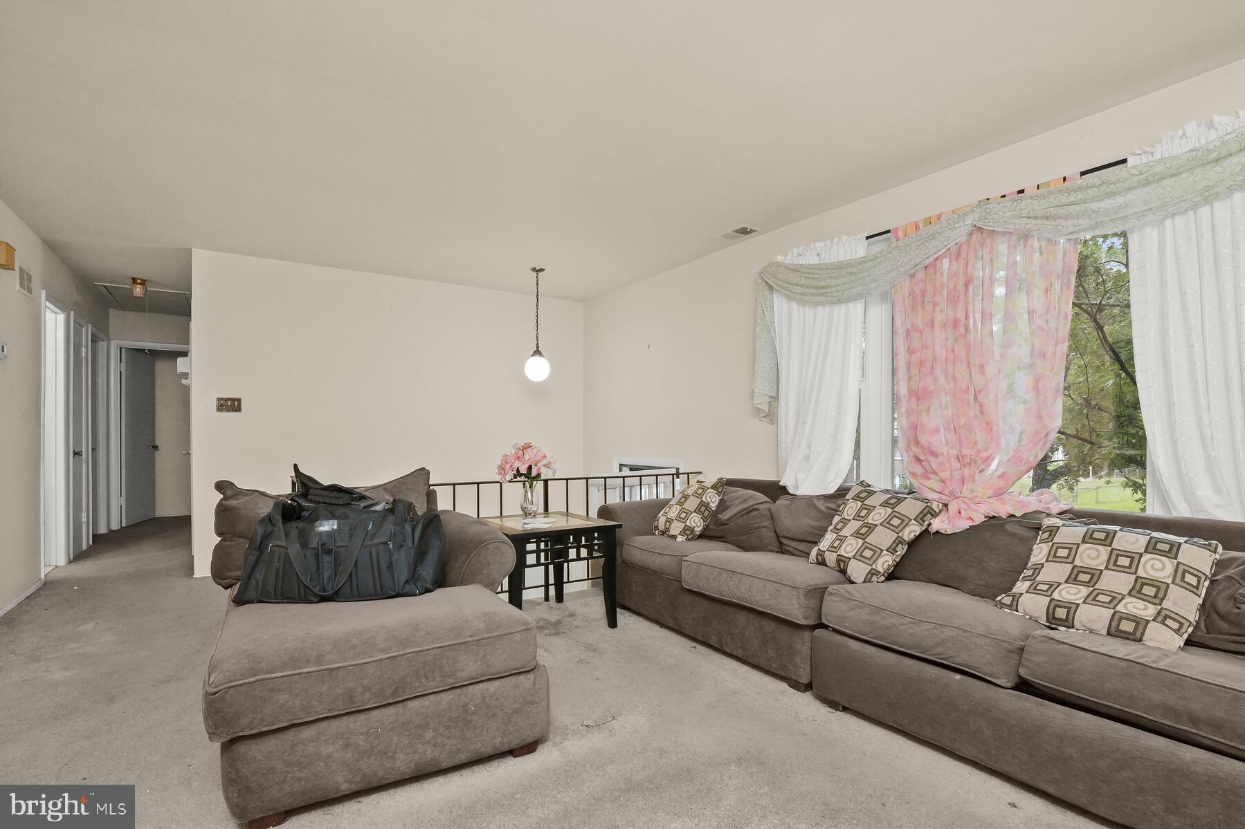 MARLBORO MEADOWS - Residential