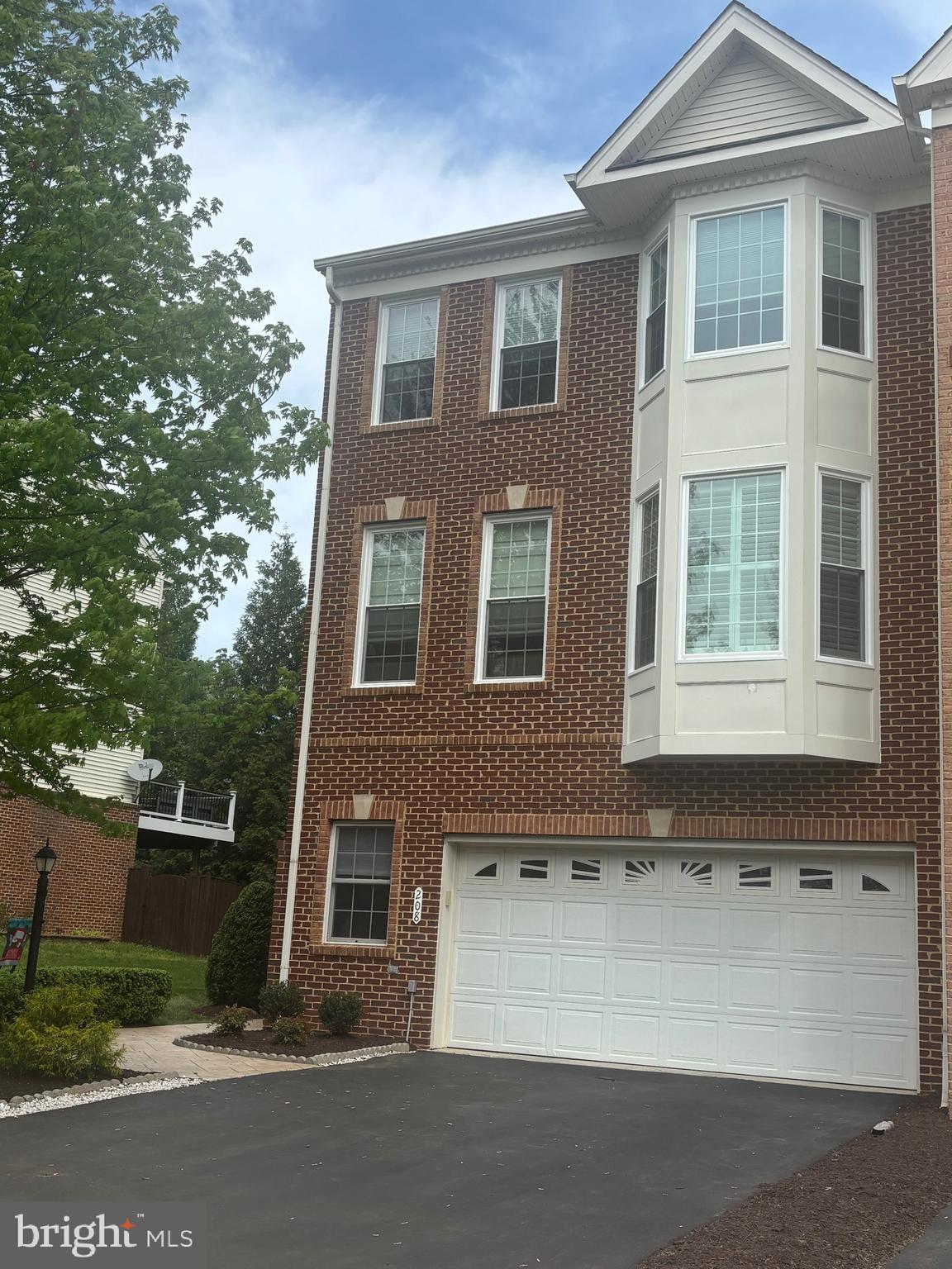 208 MISTY POND TERRACE