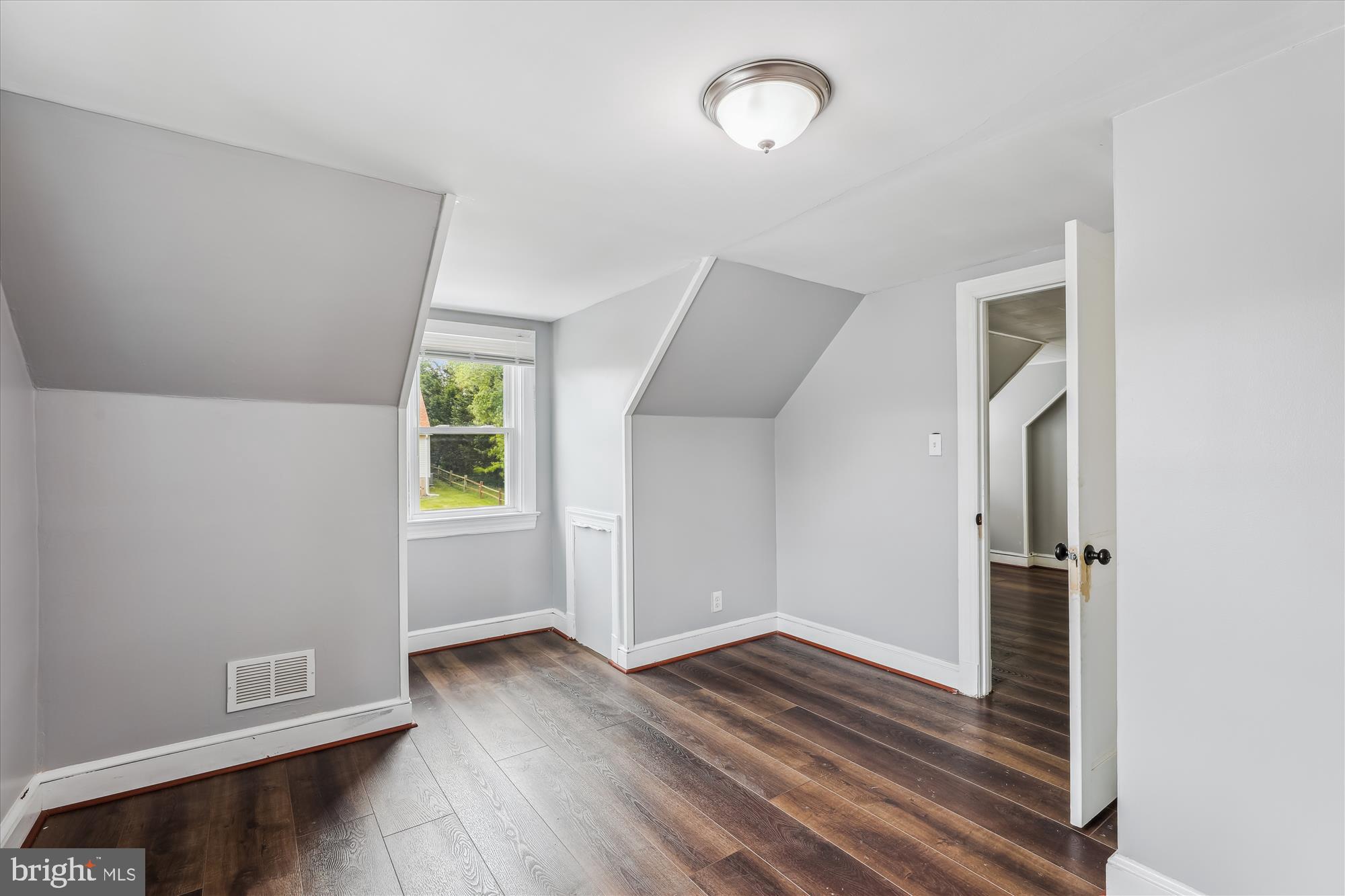 ARBUTUS - Residential