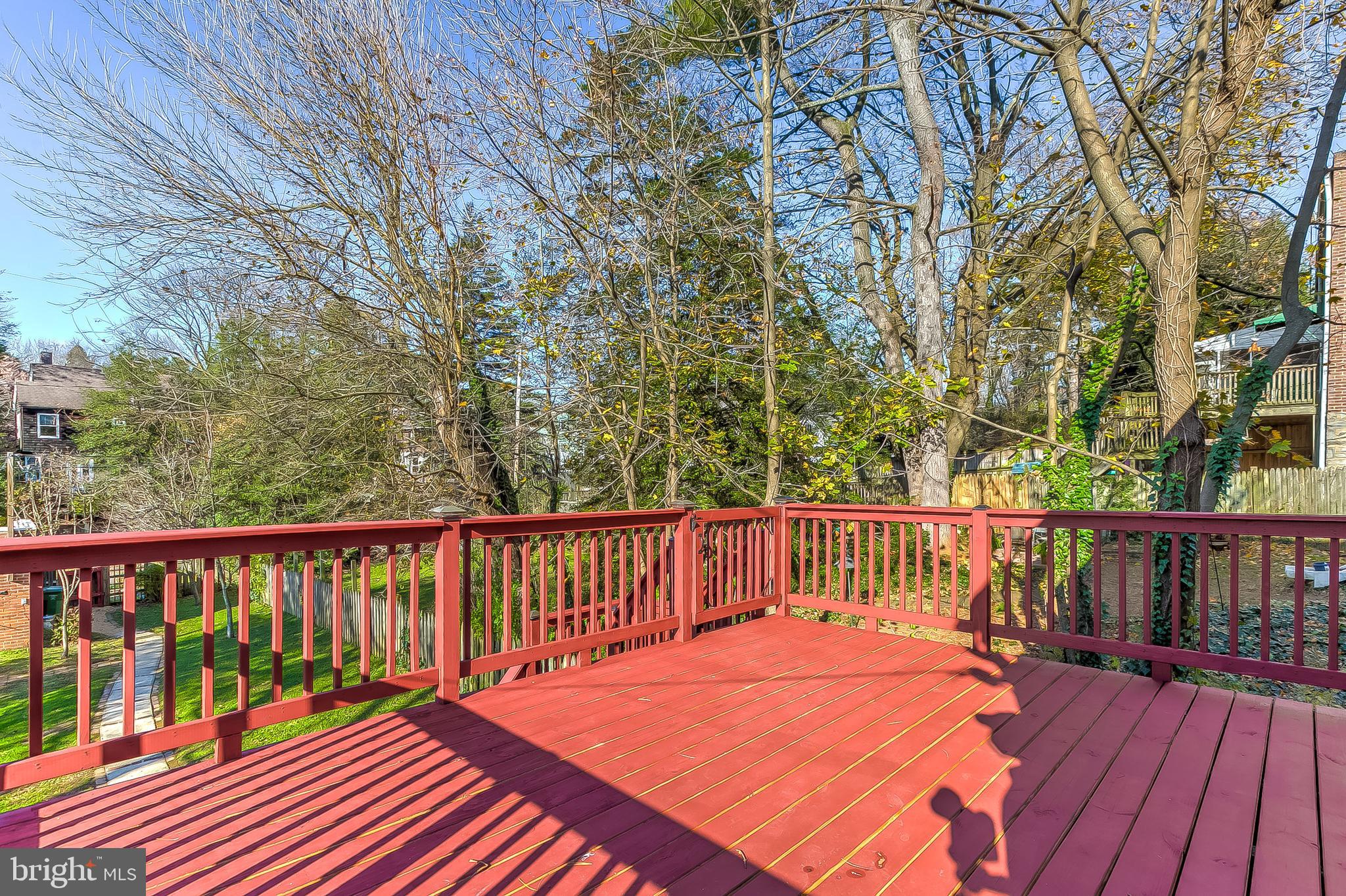 ROLAND PARK - Residential