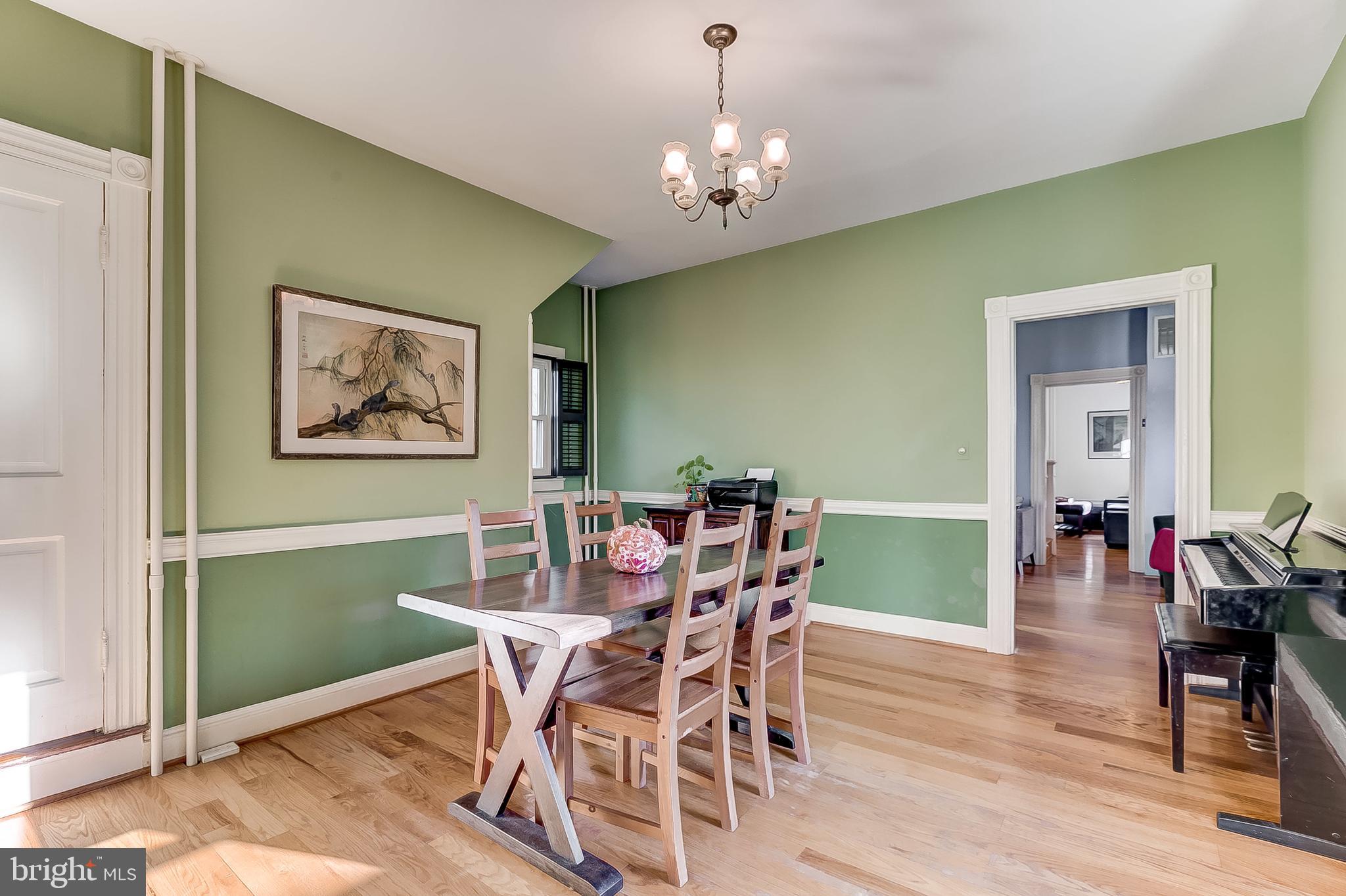 ROLAND PARK - Residential