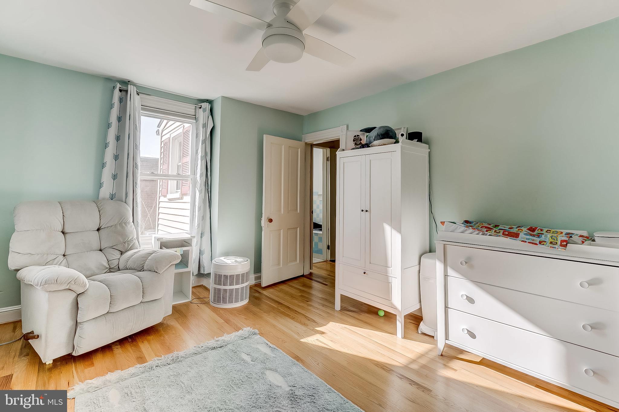 ROLAND PARK - Residential