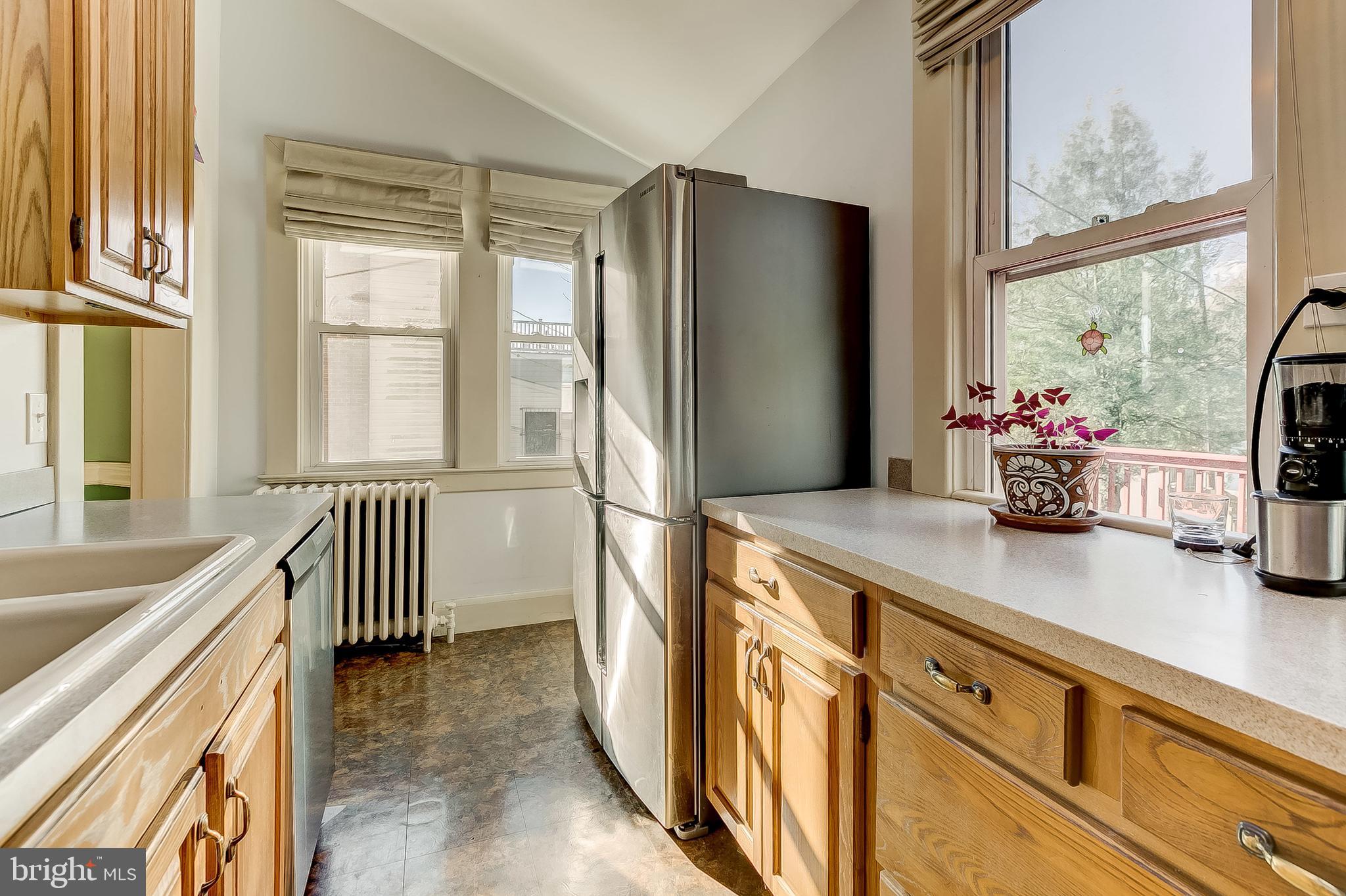 ROLAND PARK - Residential