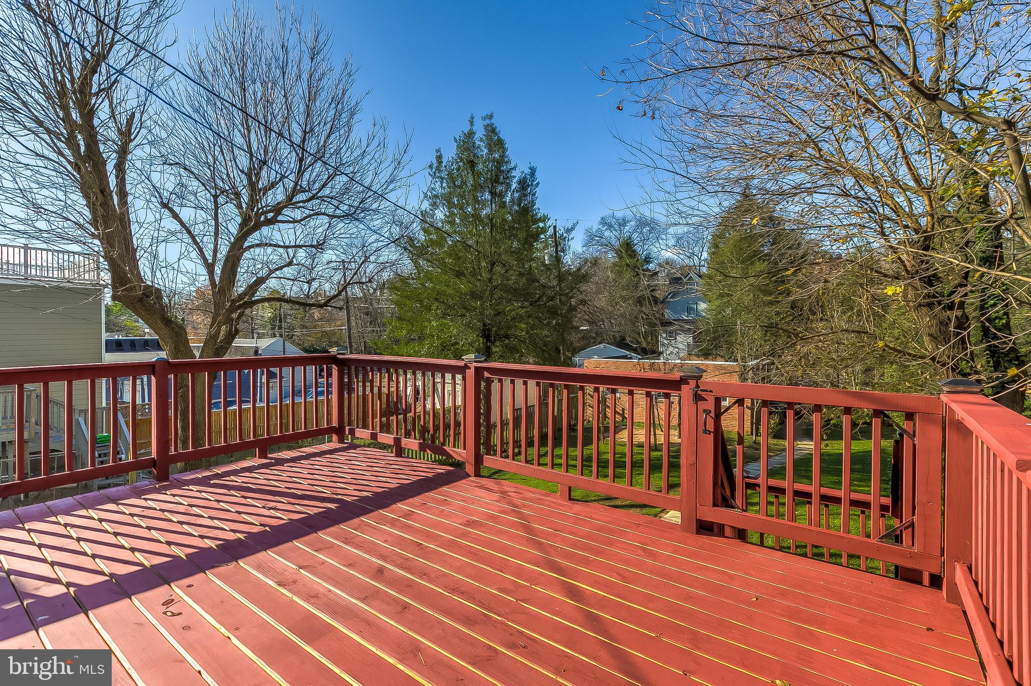 ROLAND PARK - Residential