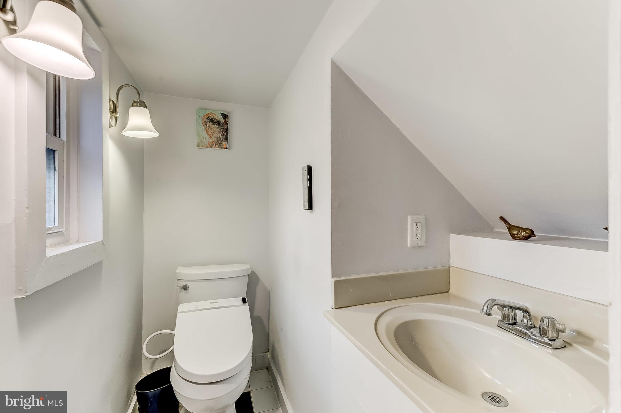 ROLAND PARK - Residential