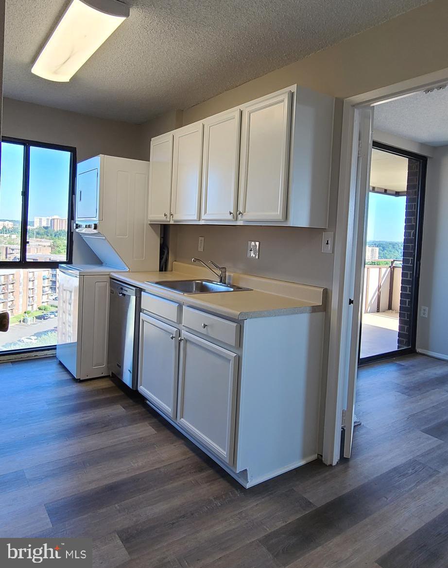 TEMPLETON OF ALEXANDRIA - Residential Lease