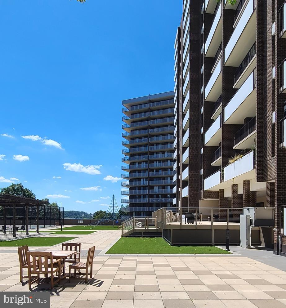 TEMPLETON OF ALEXANDRIA - Residential Lease