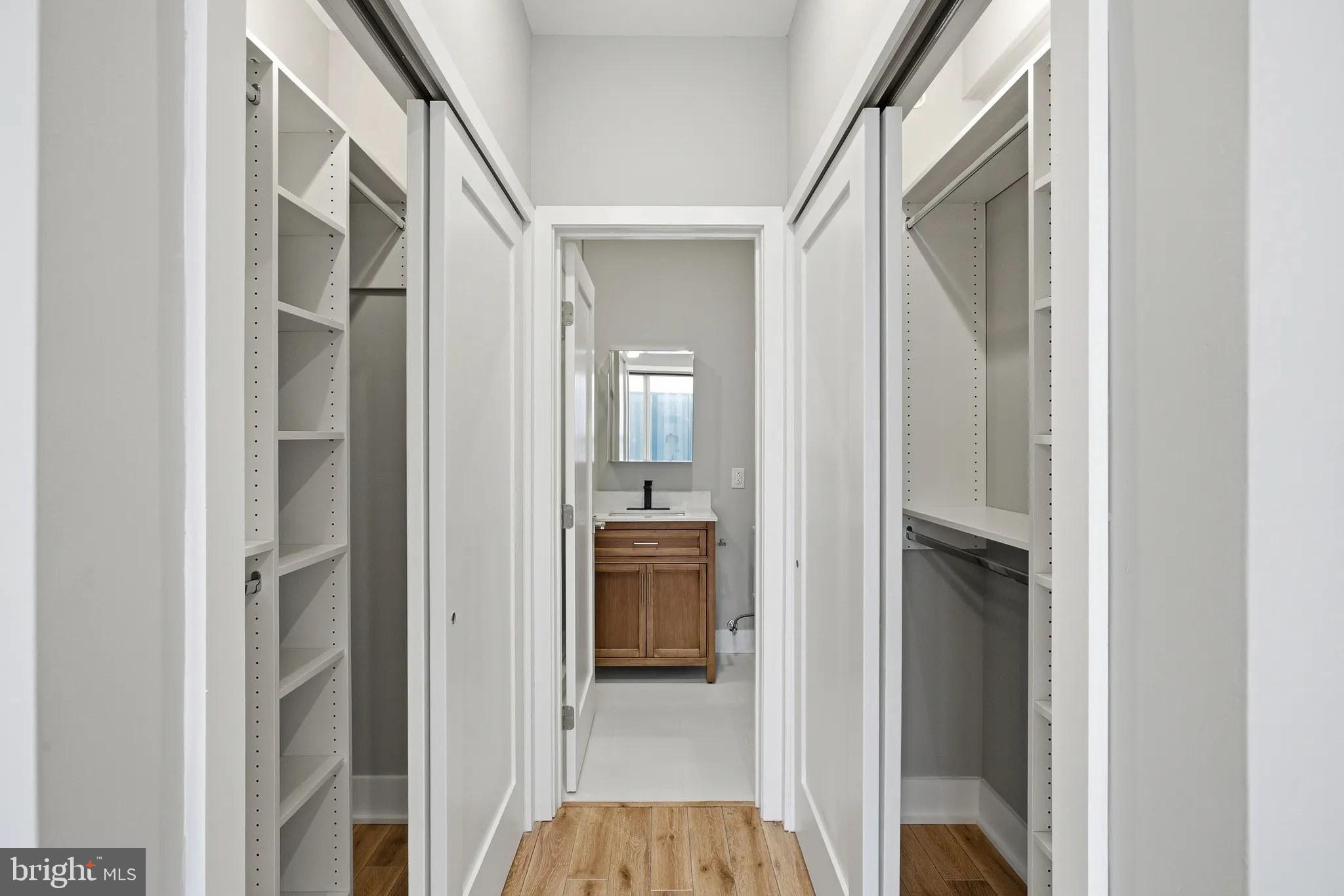 1000 W GIRARD AVENUE 221