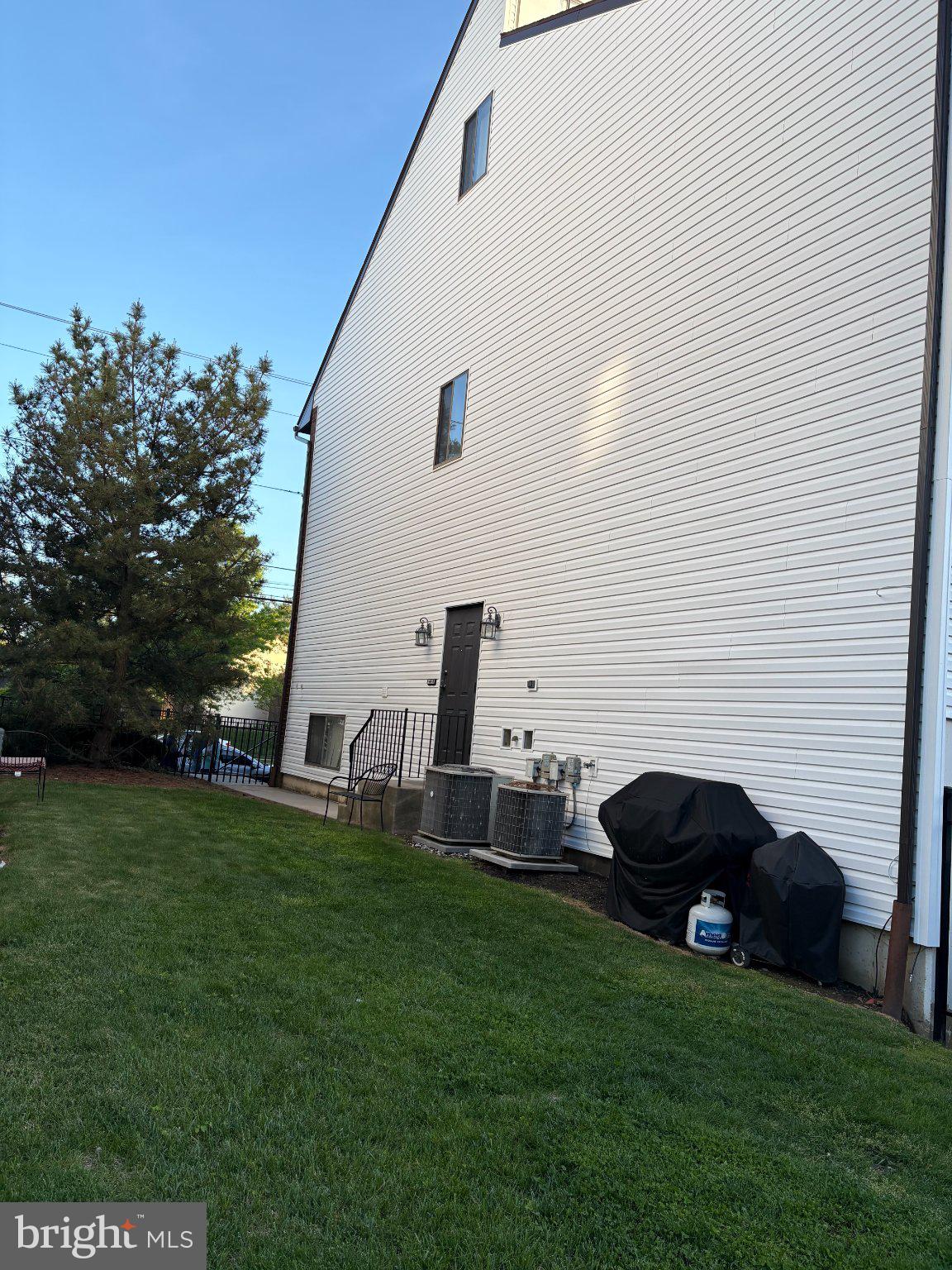 RIVERS BEND I - Residential