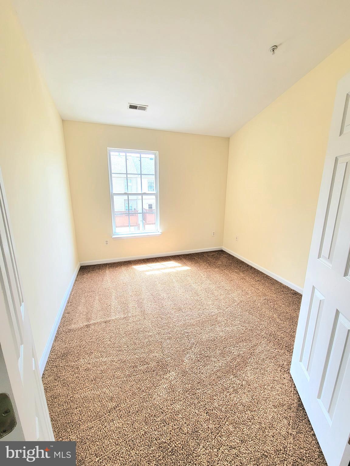 EATON SQUARE - Residential Lease