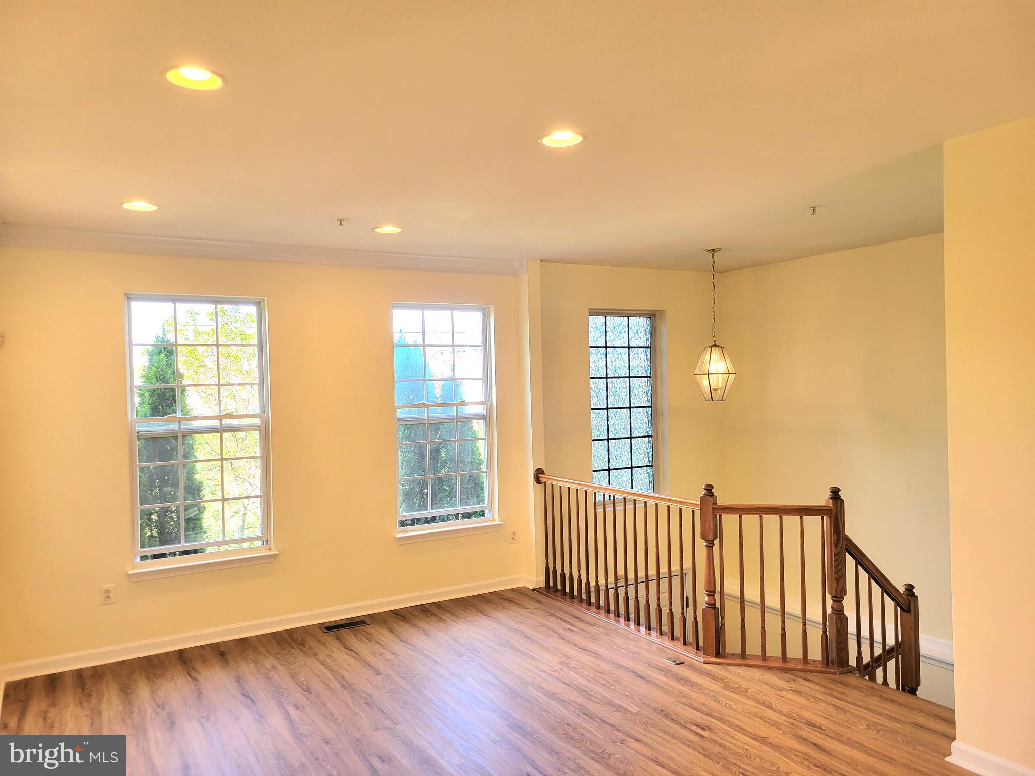 EATON SQUARE - Residential Lease