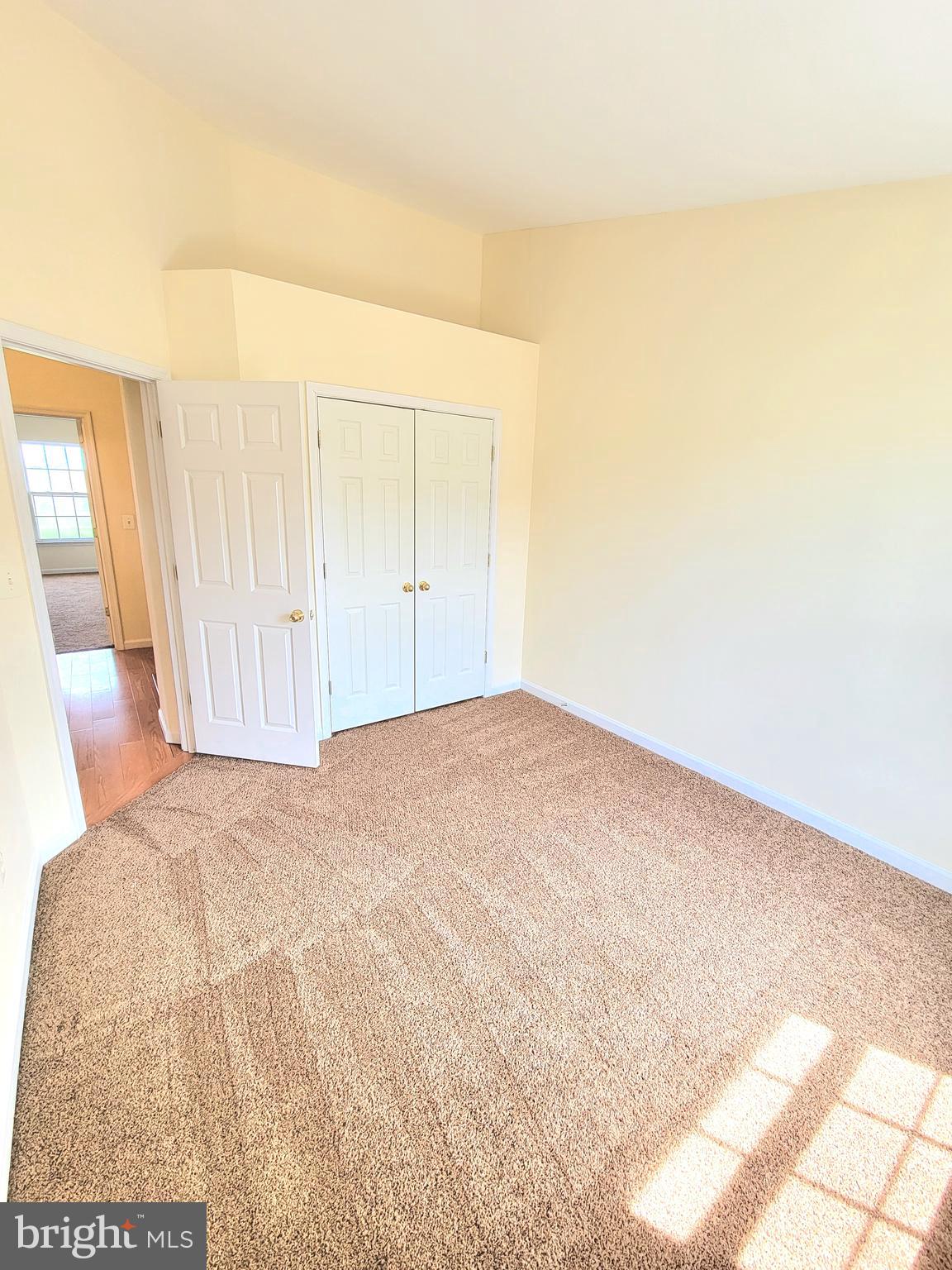 EATON SQUARE - Residential Lease