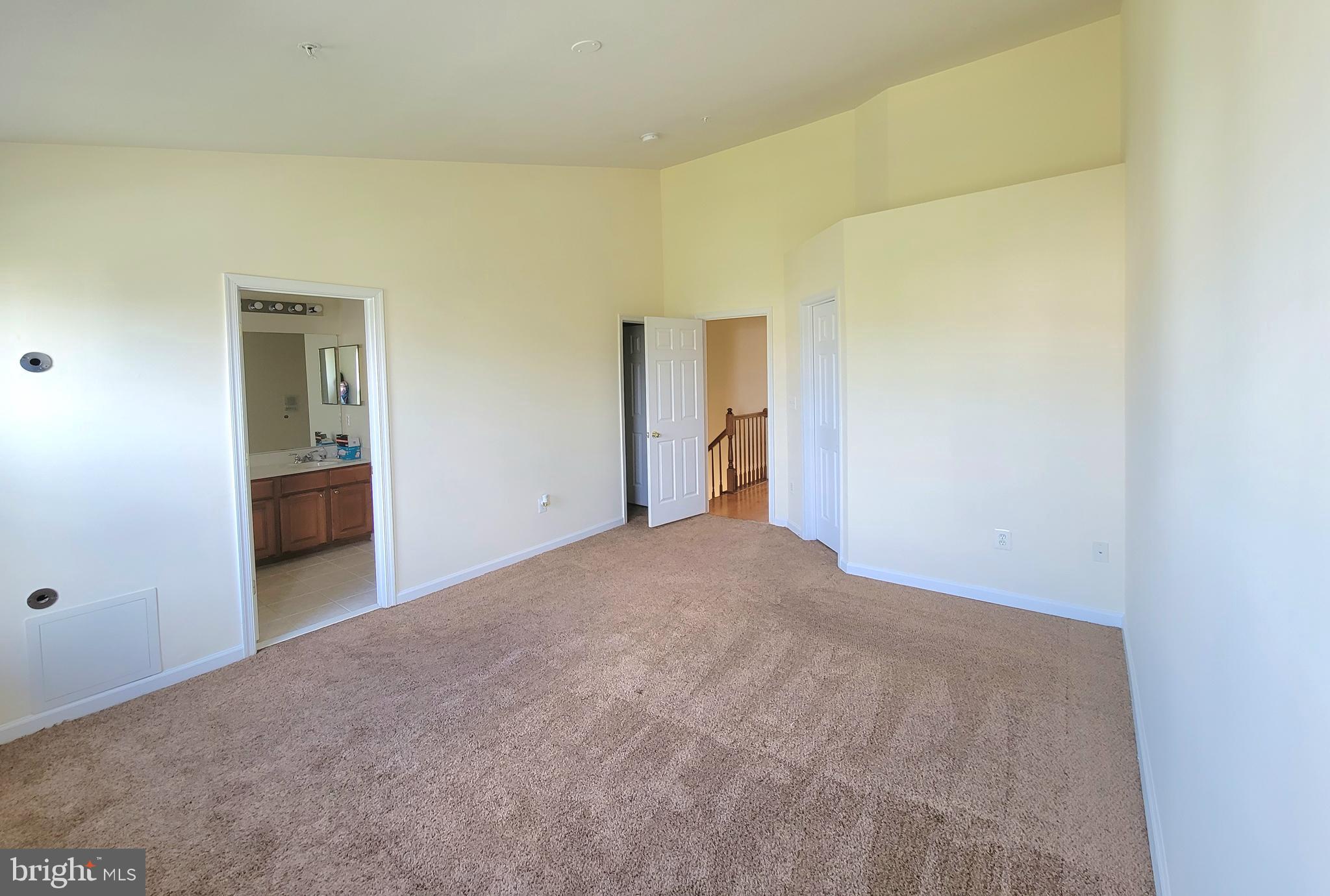 EATON SQUARE - Residential Lease