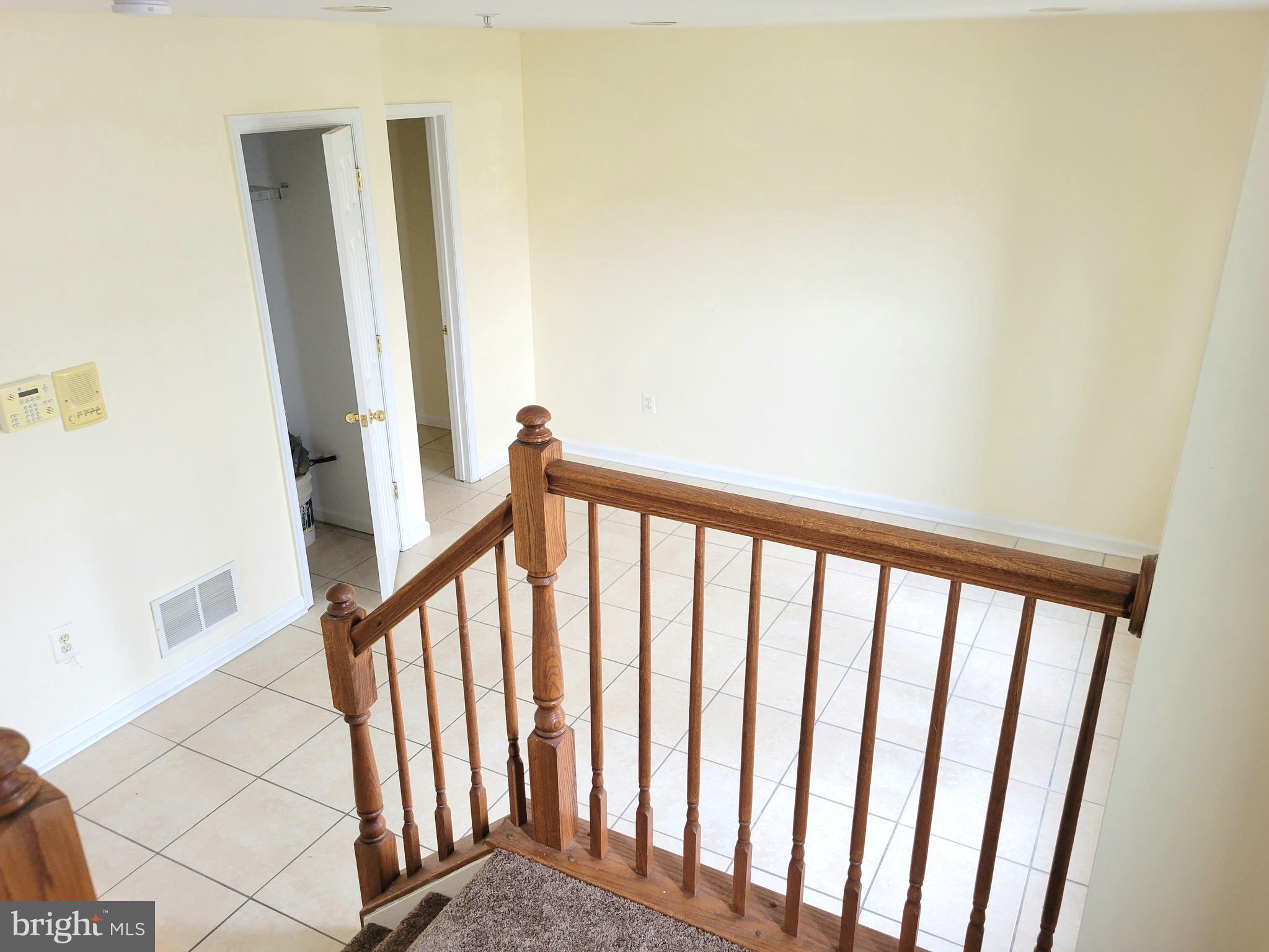 EATON SQUARE - Residential Lease