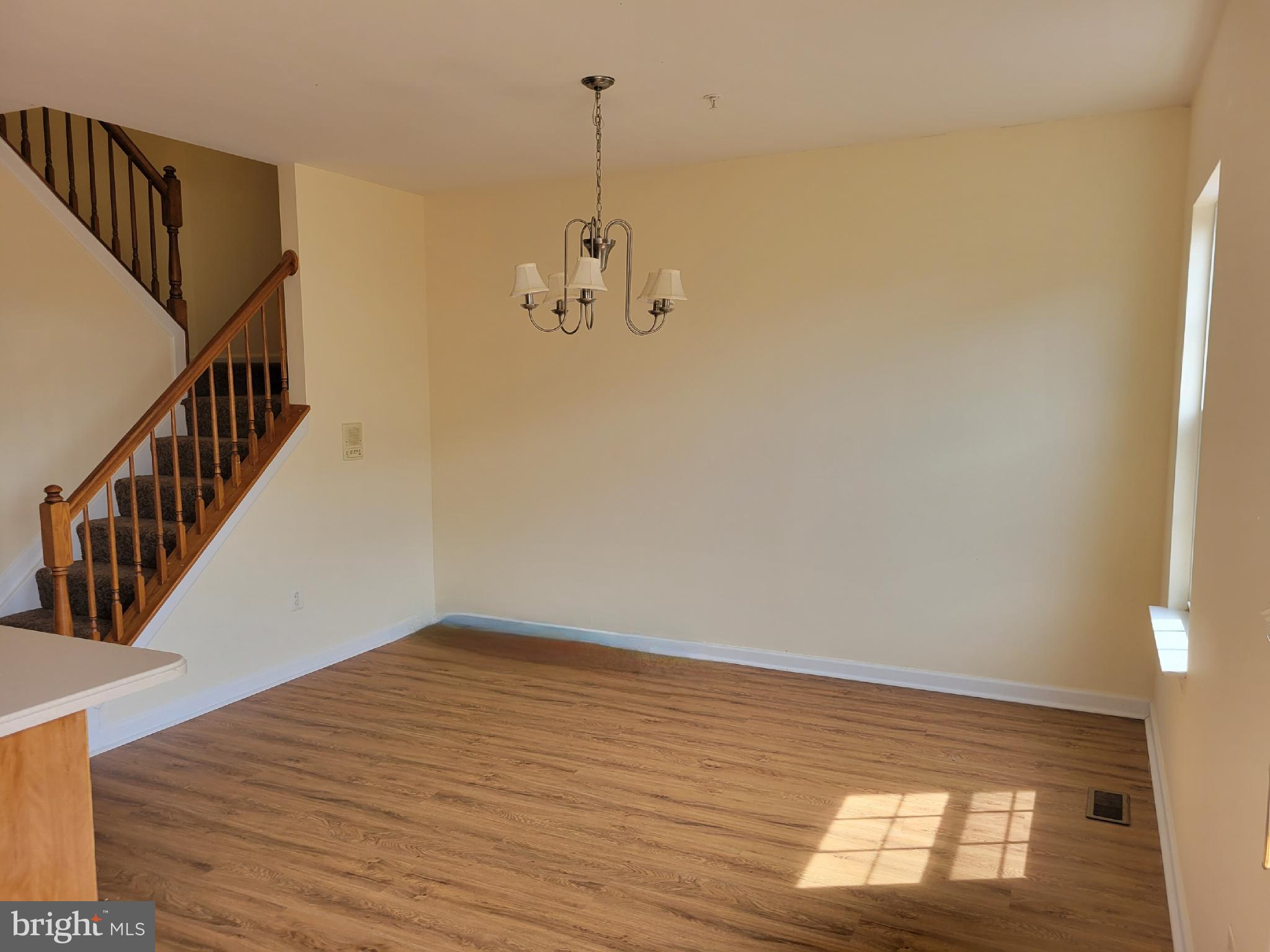 EATON SQUARE - Residential Lease