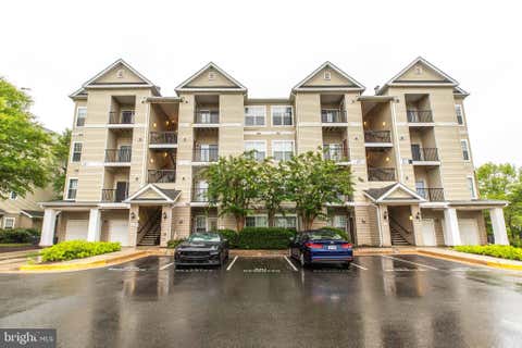Condo For Sale - 5121 Travis Edward Way #B<br/> CENTREVILLE, VA 20120