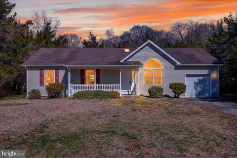 Photo of 8 Meadows Edge Drive, CAPE MAY COURT HOUSE, NJ 08210 (MLS # NJCM2006928)