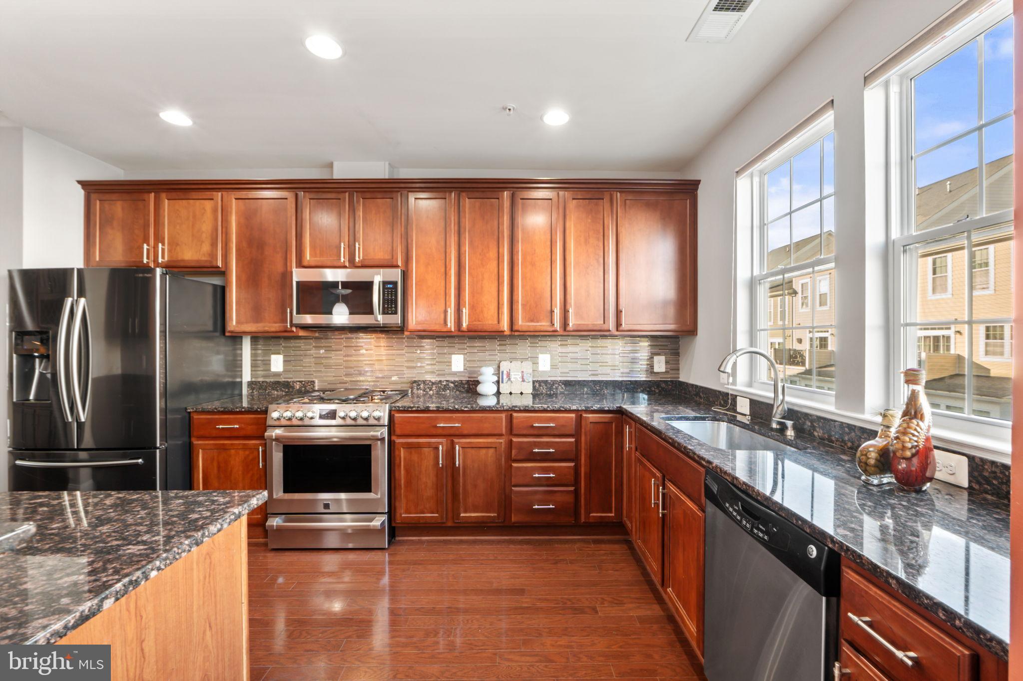 MAPLE LAWN FARMS - Residential