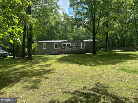 255 SLEEPYWOODS ROAD CROSS JUNCTION VA 22625