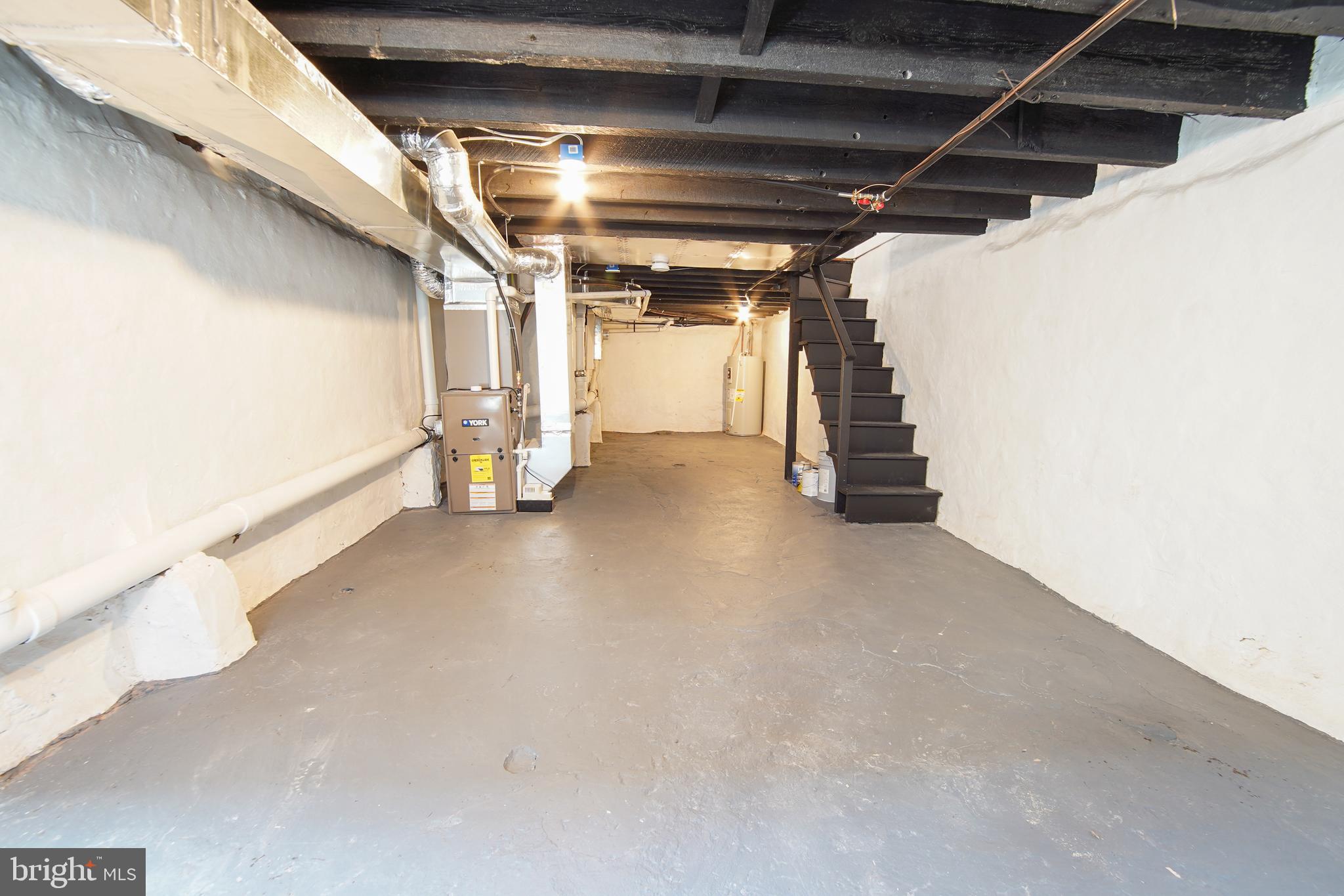LOWER MOYAMENSING - Residential