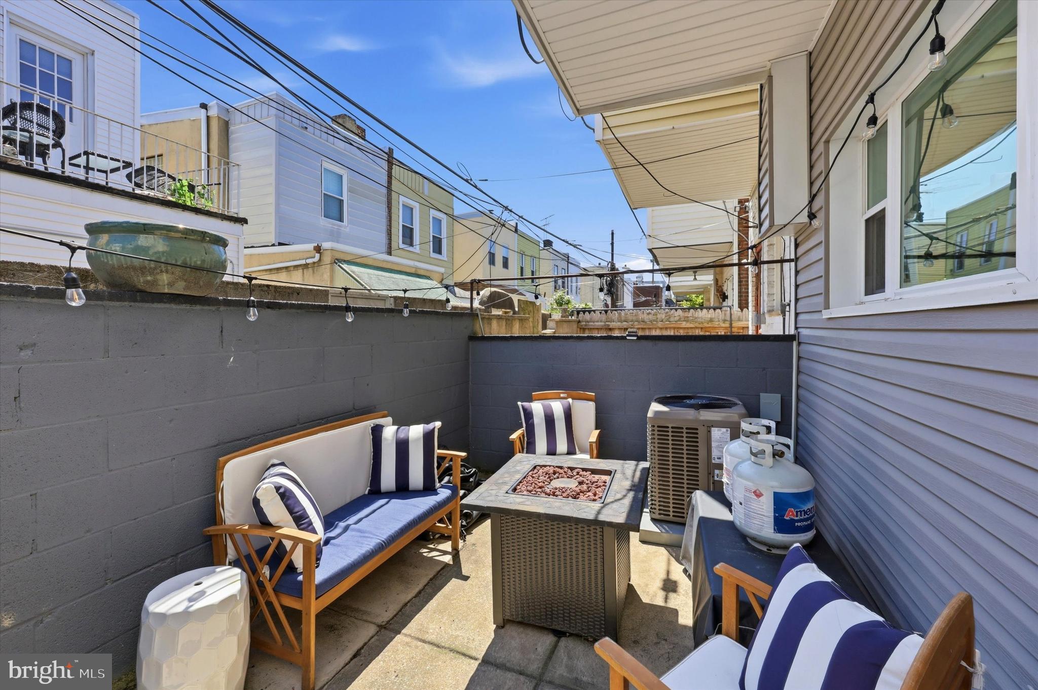 LOWER MOYAMENSING - Residential