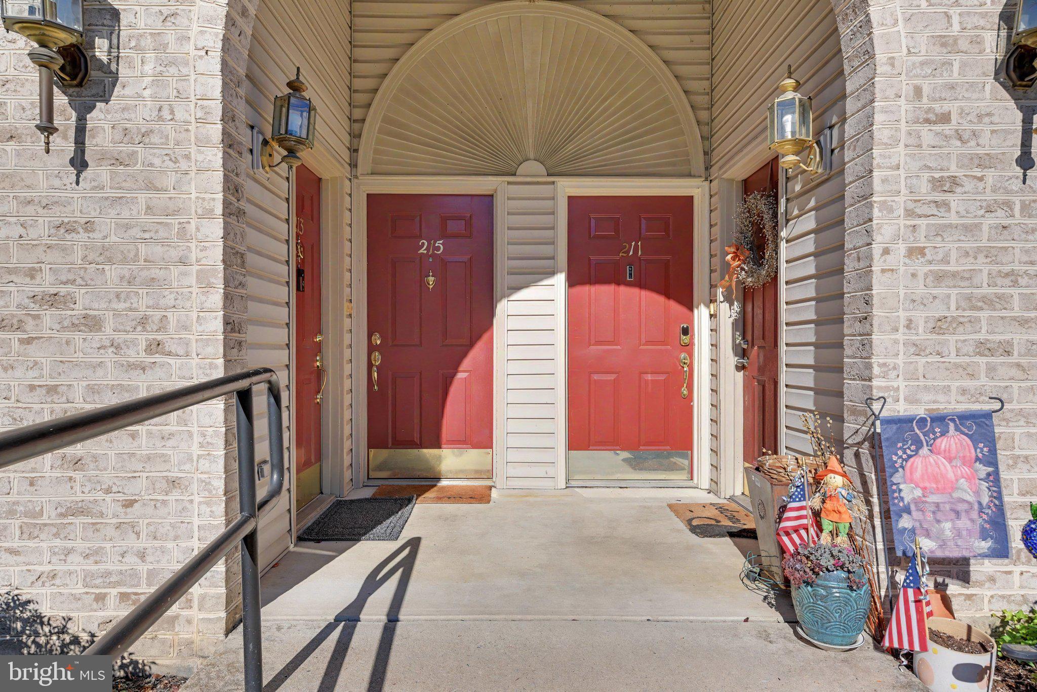 215 FOREST OAK LANE