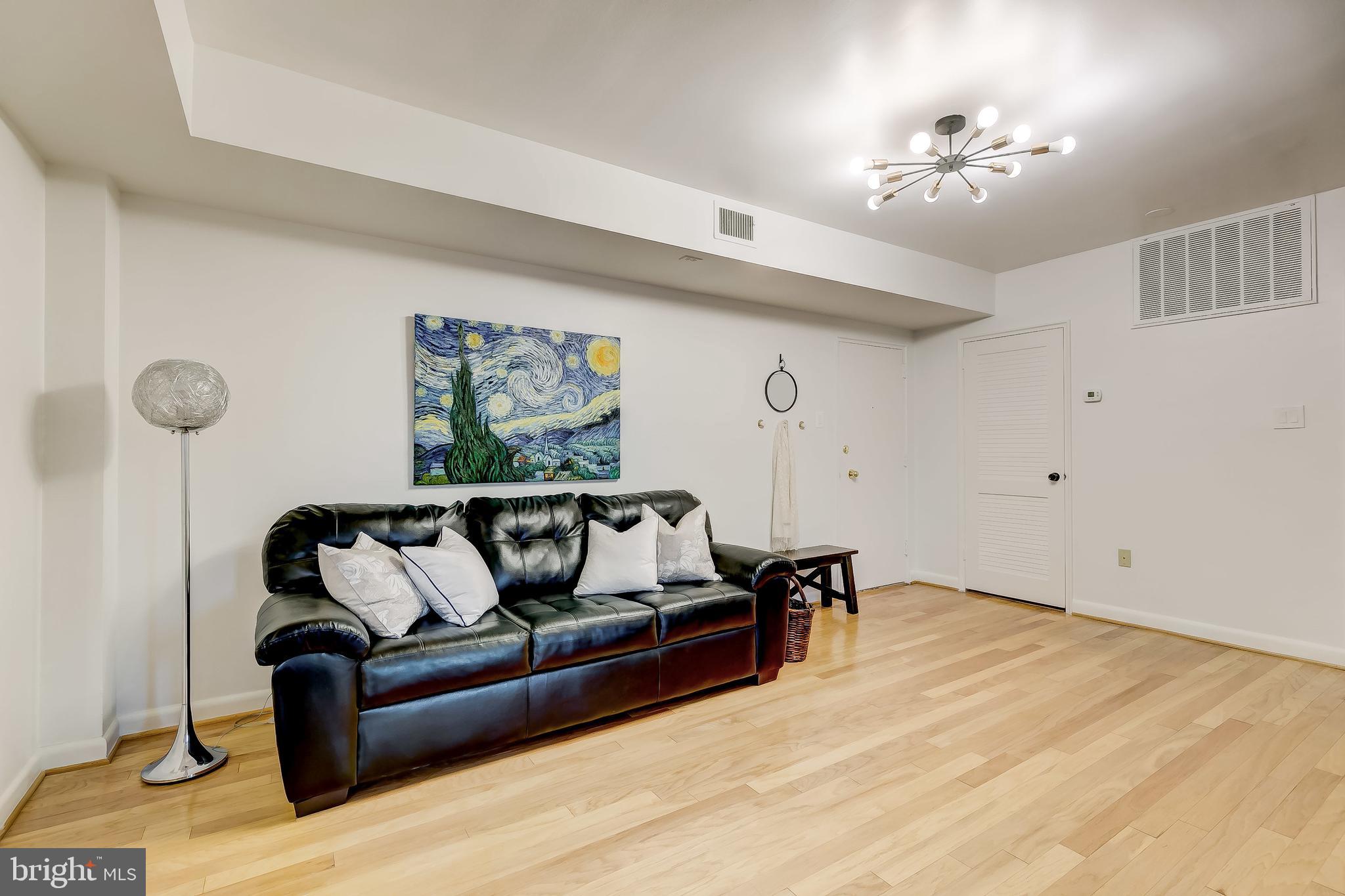 TUSCANY CANTERBURY - Residential