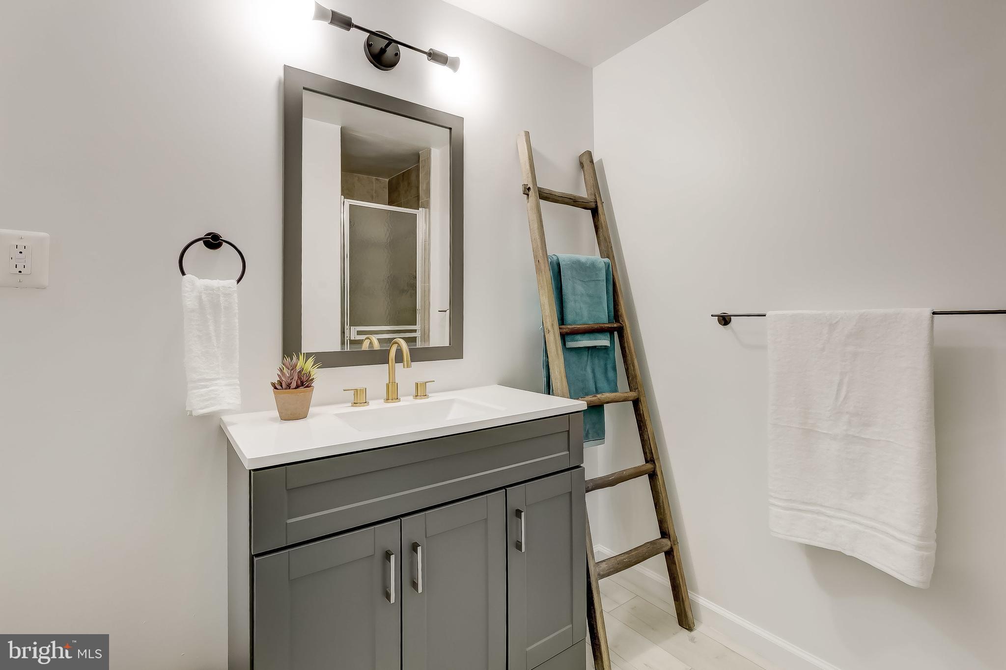 TUSCANY CANTERBURY - Residential