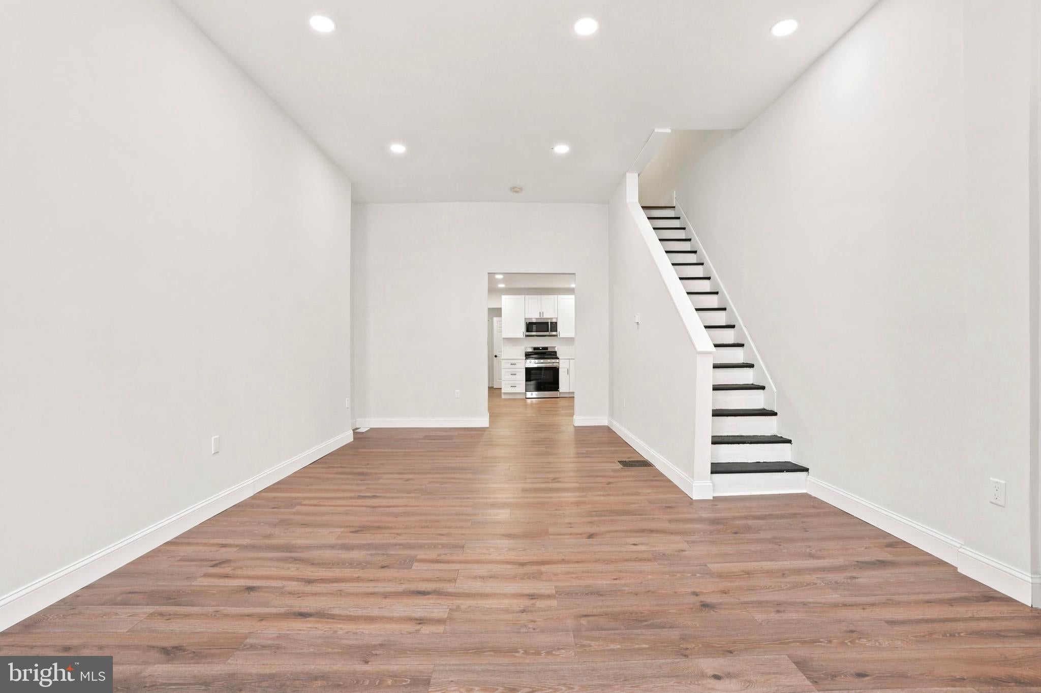 1724 S 4TH STREET