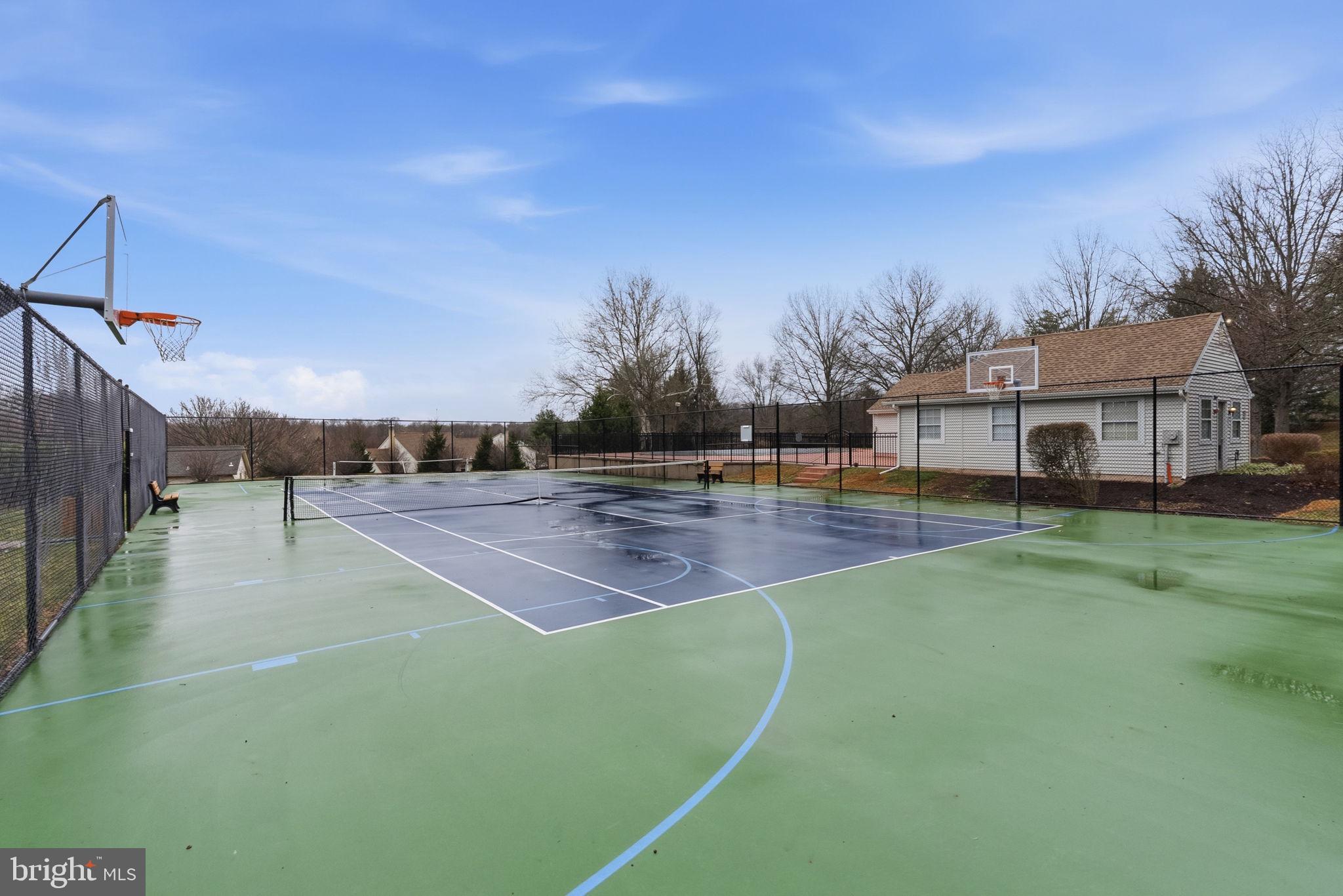 CROWN POINTE - Residential