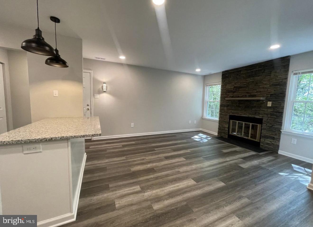 CROWN POINTE - Residential