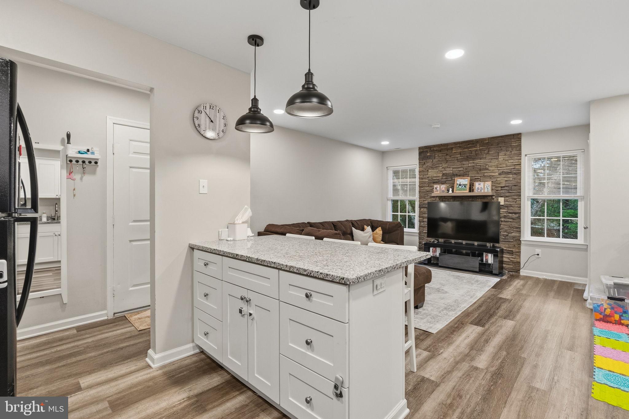 CROWN POINTE - Residential