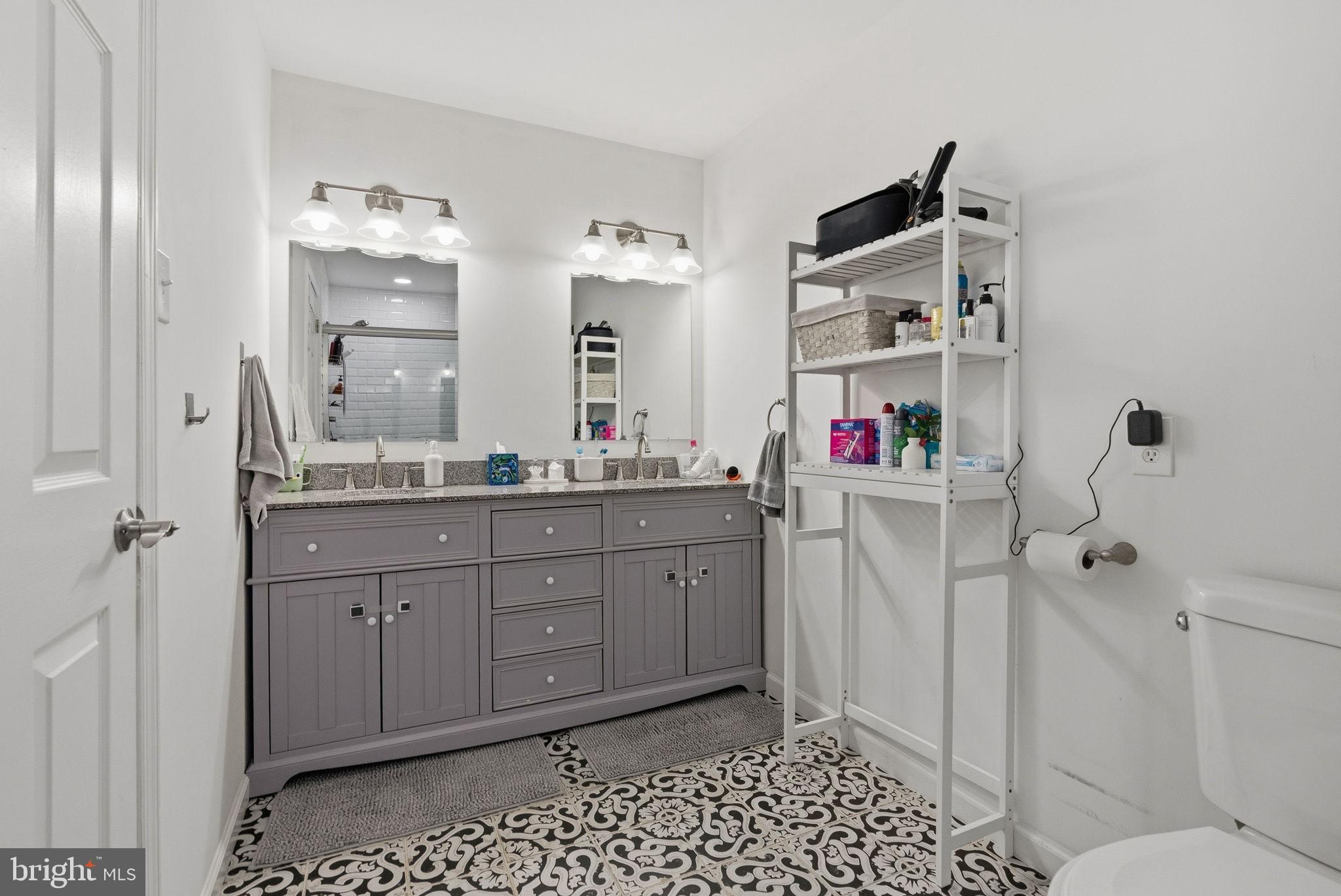 CROWN POINTE - Residential