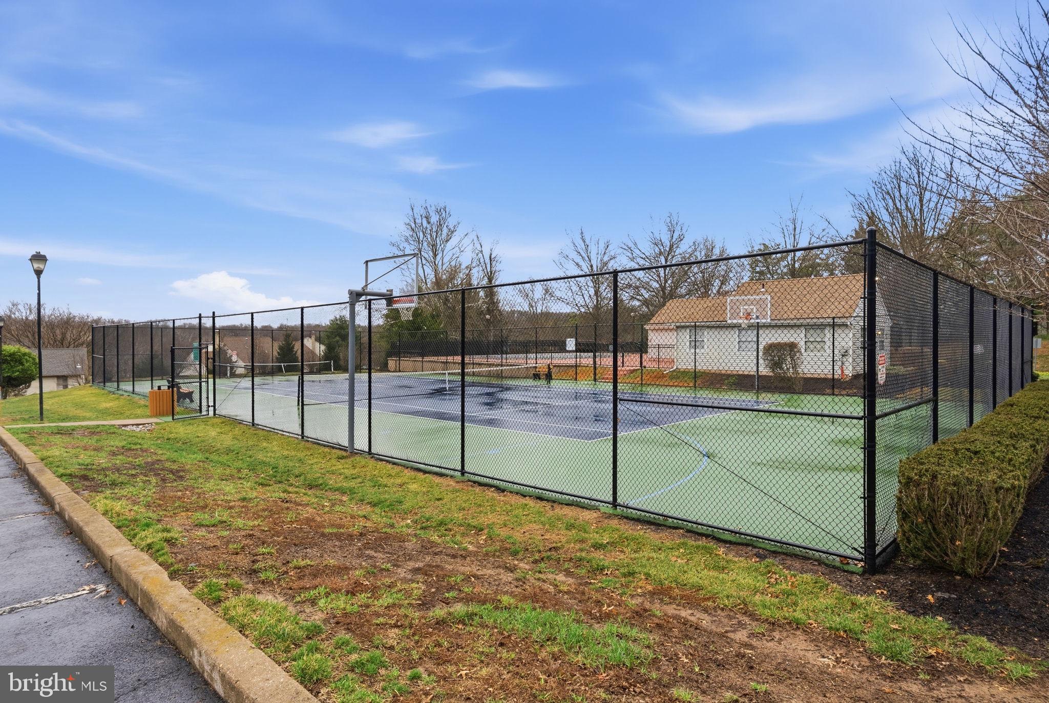 CROWN POINTE - Residential