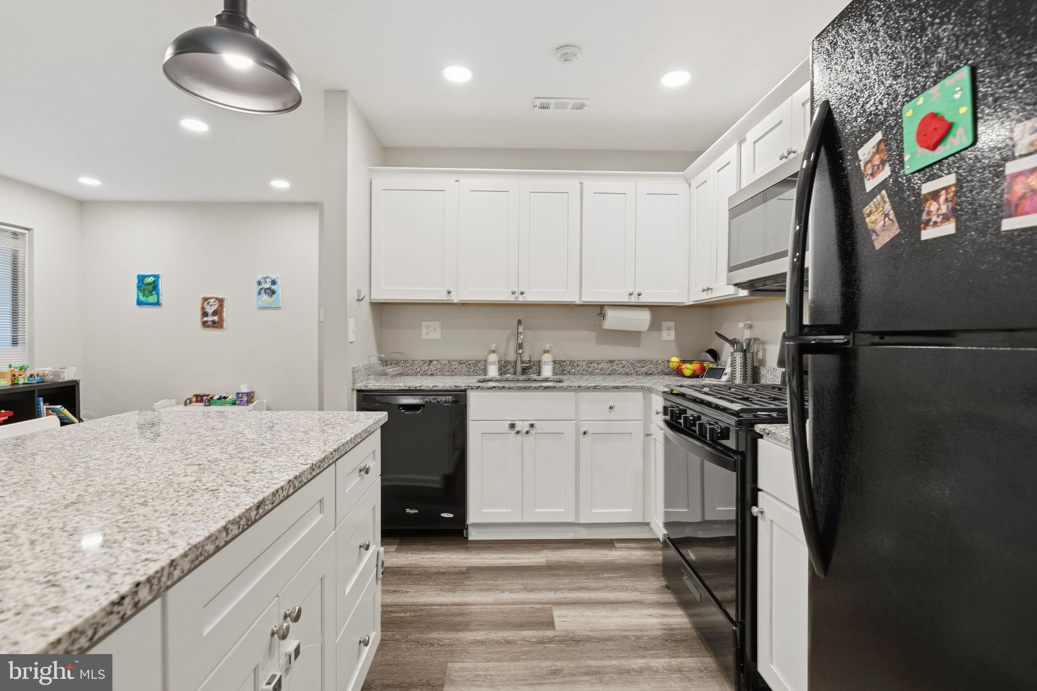 CROWN POINTE - Residential