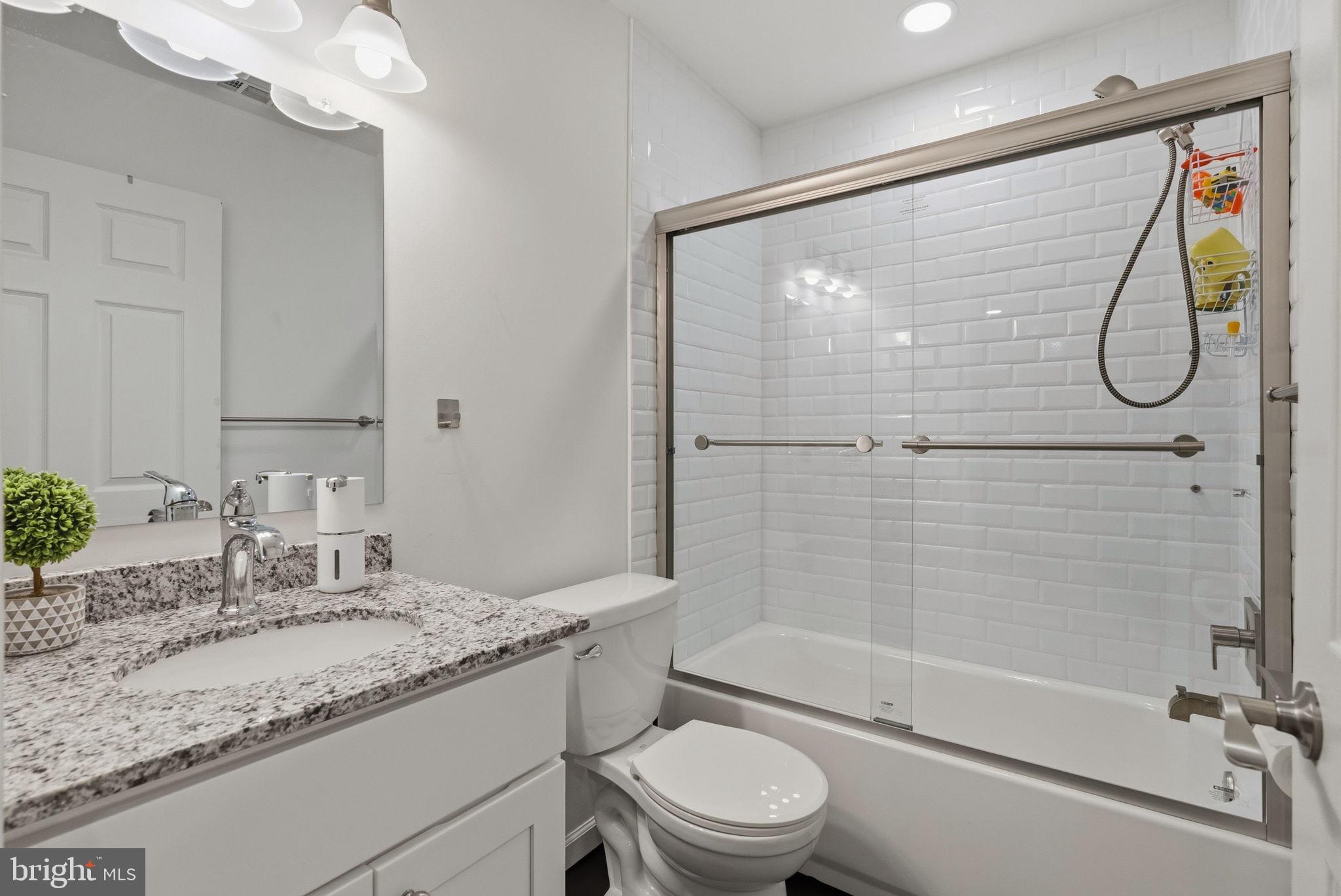 CROWN POINTE - Residential