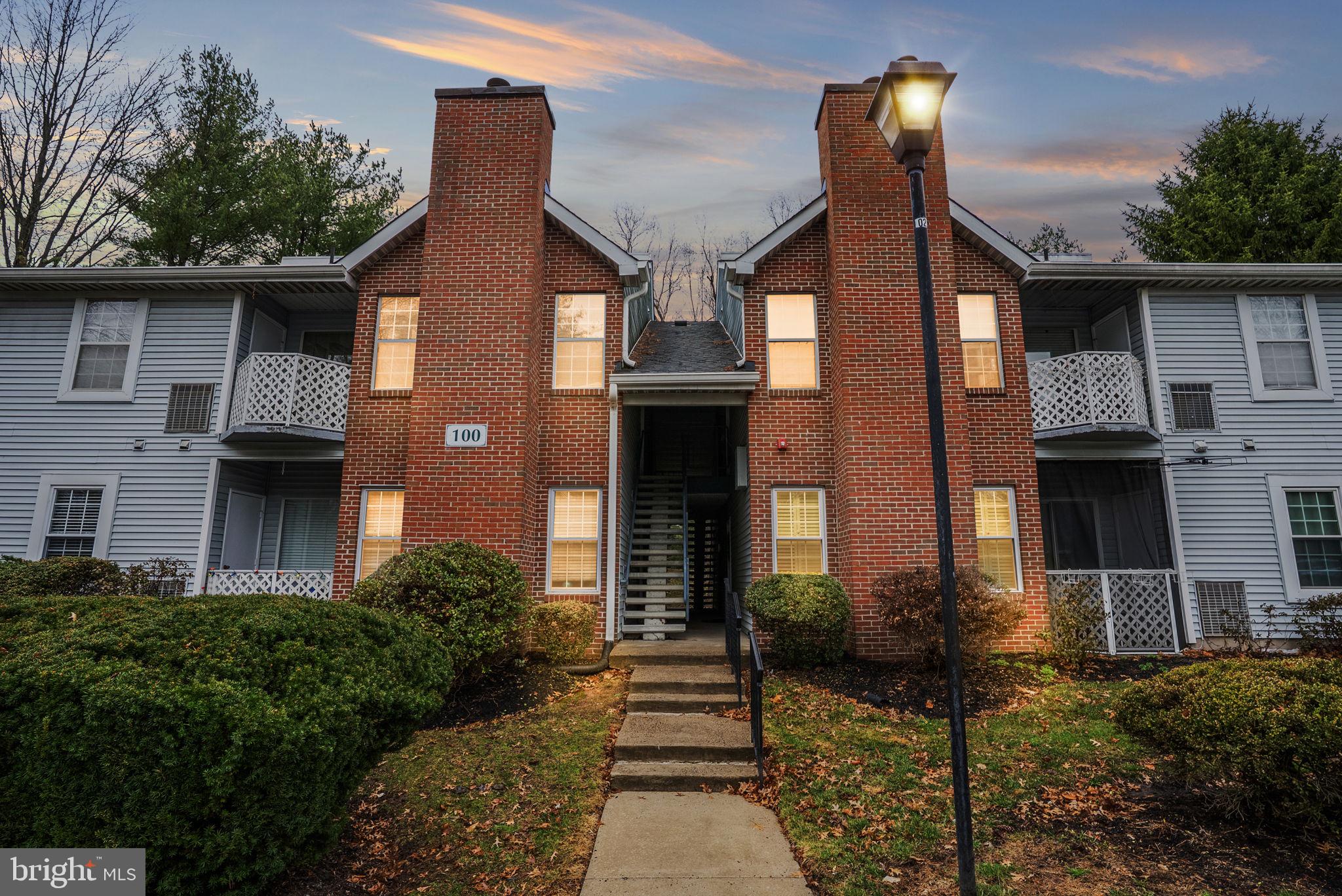 CROWN POINTE - Residential