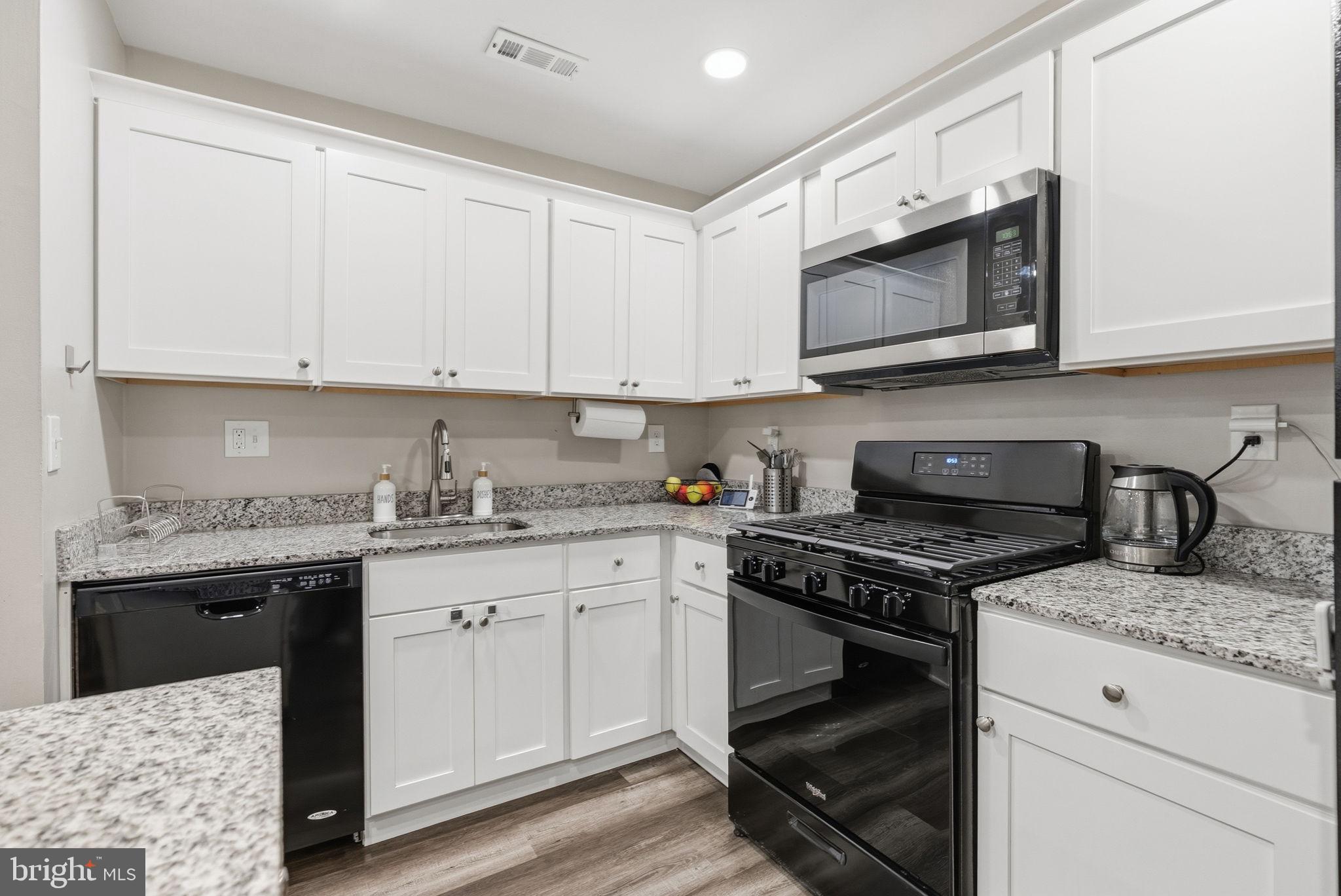 CROWN POINTE - Residential