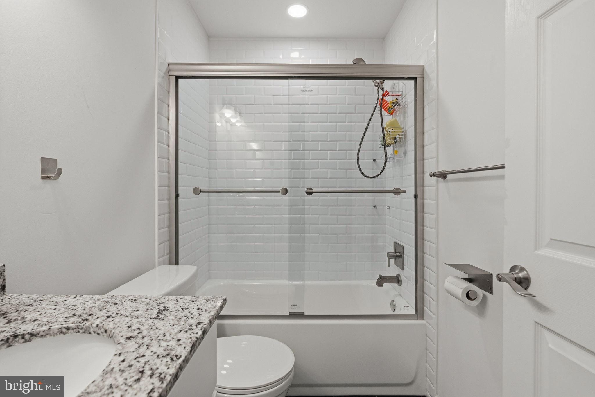 CROWN POINTE - Residential