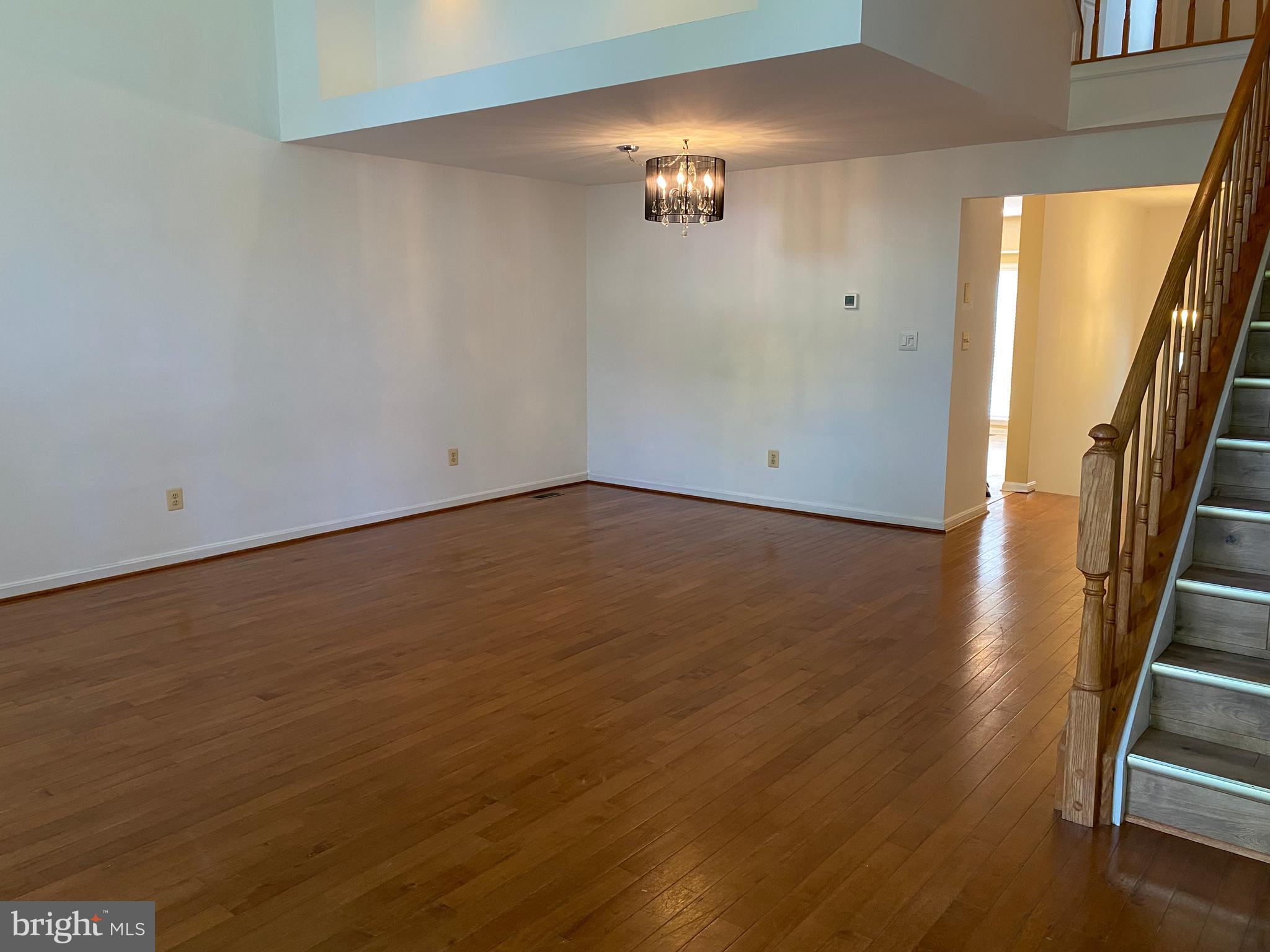 NOTTINGHAM WOODS - Residential Lease