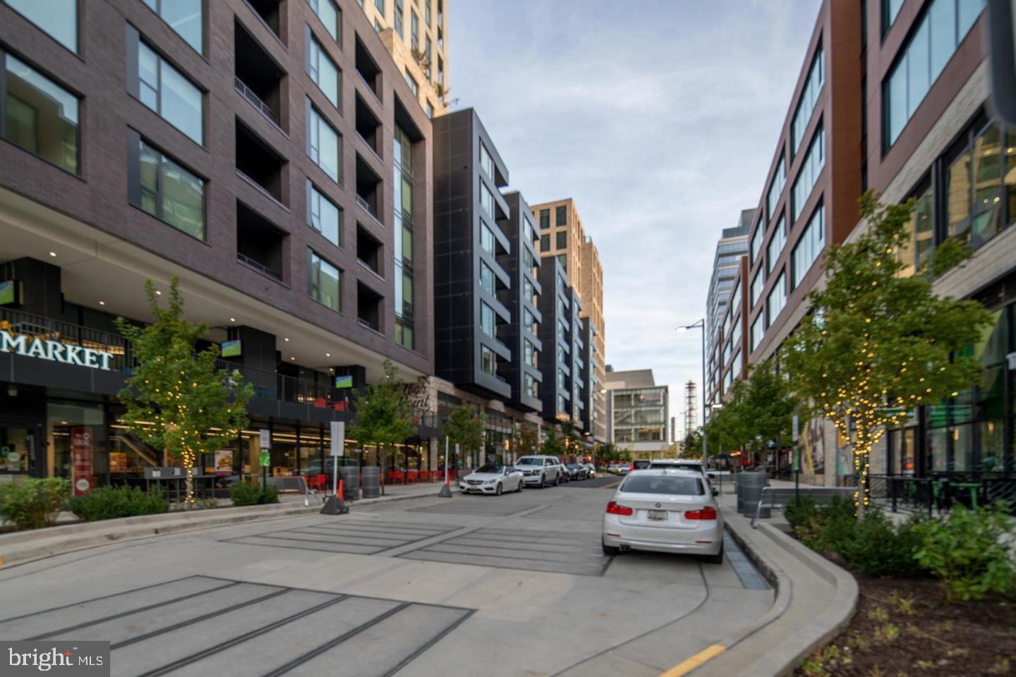 TYSONS VILLAGE - Residential Lease