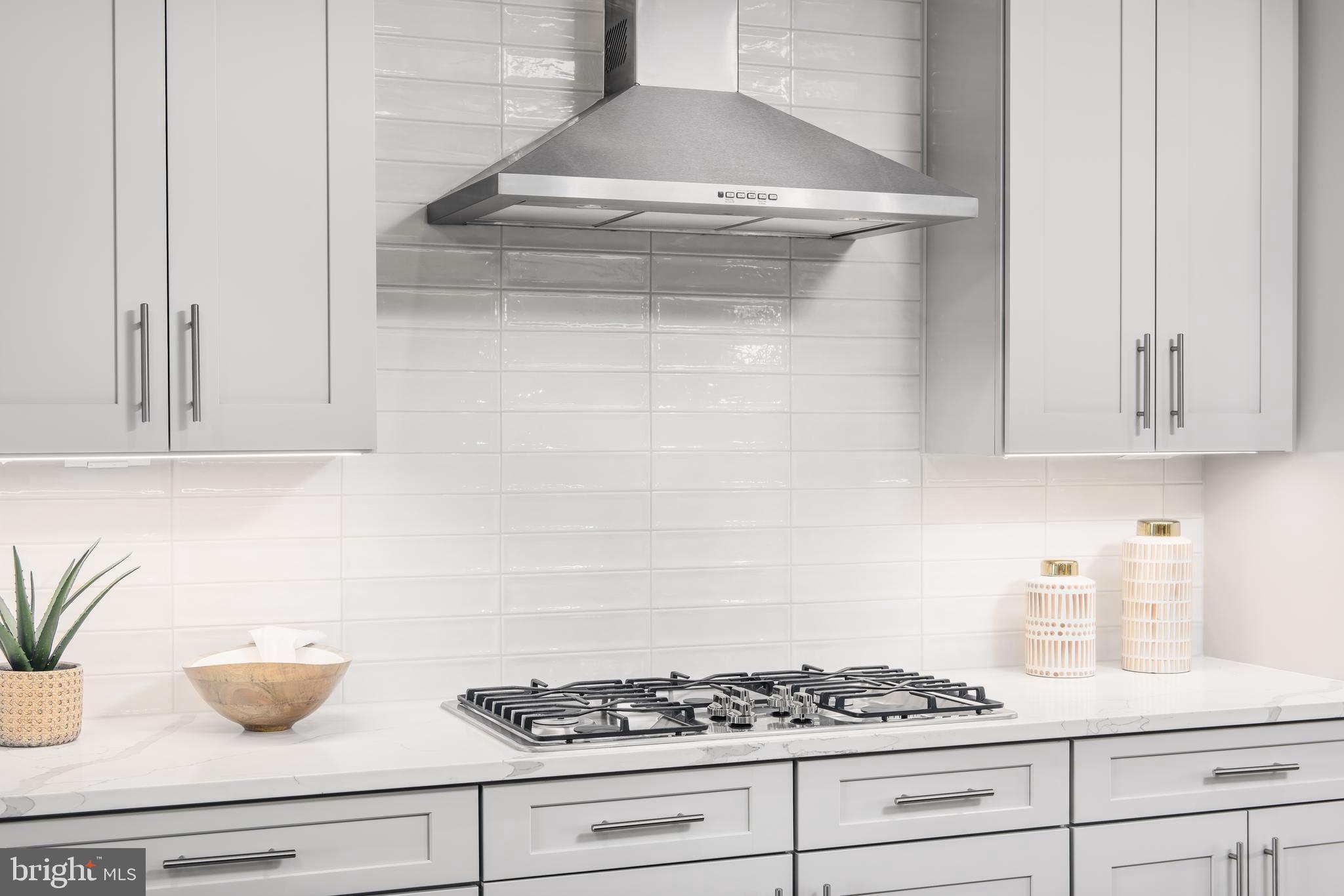 LONGVIEW RIDGE - Residential