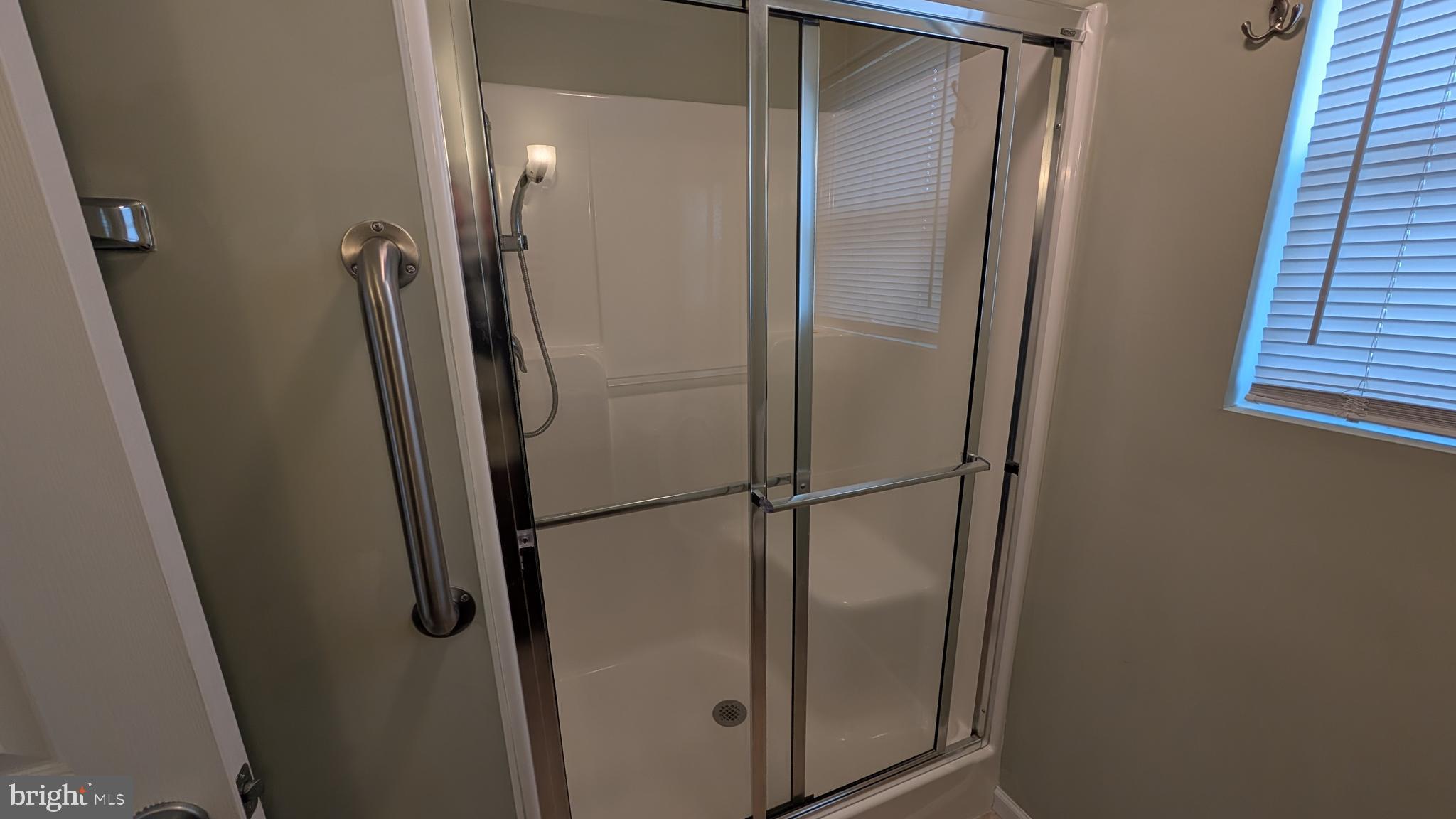 ENCLAVE - Residential Lease