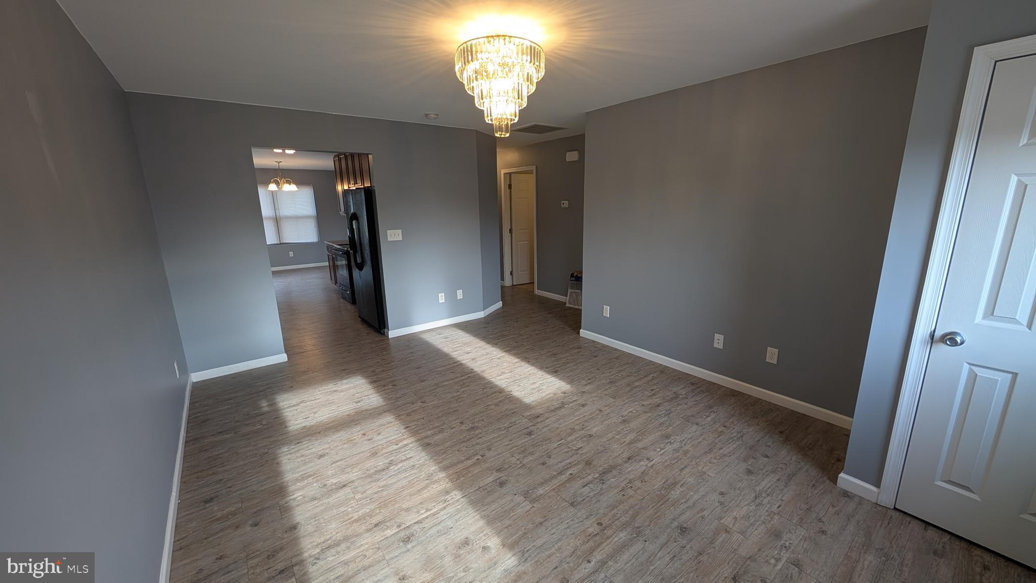 ENCLAVE - Residential Lease