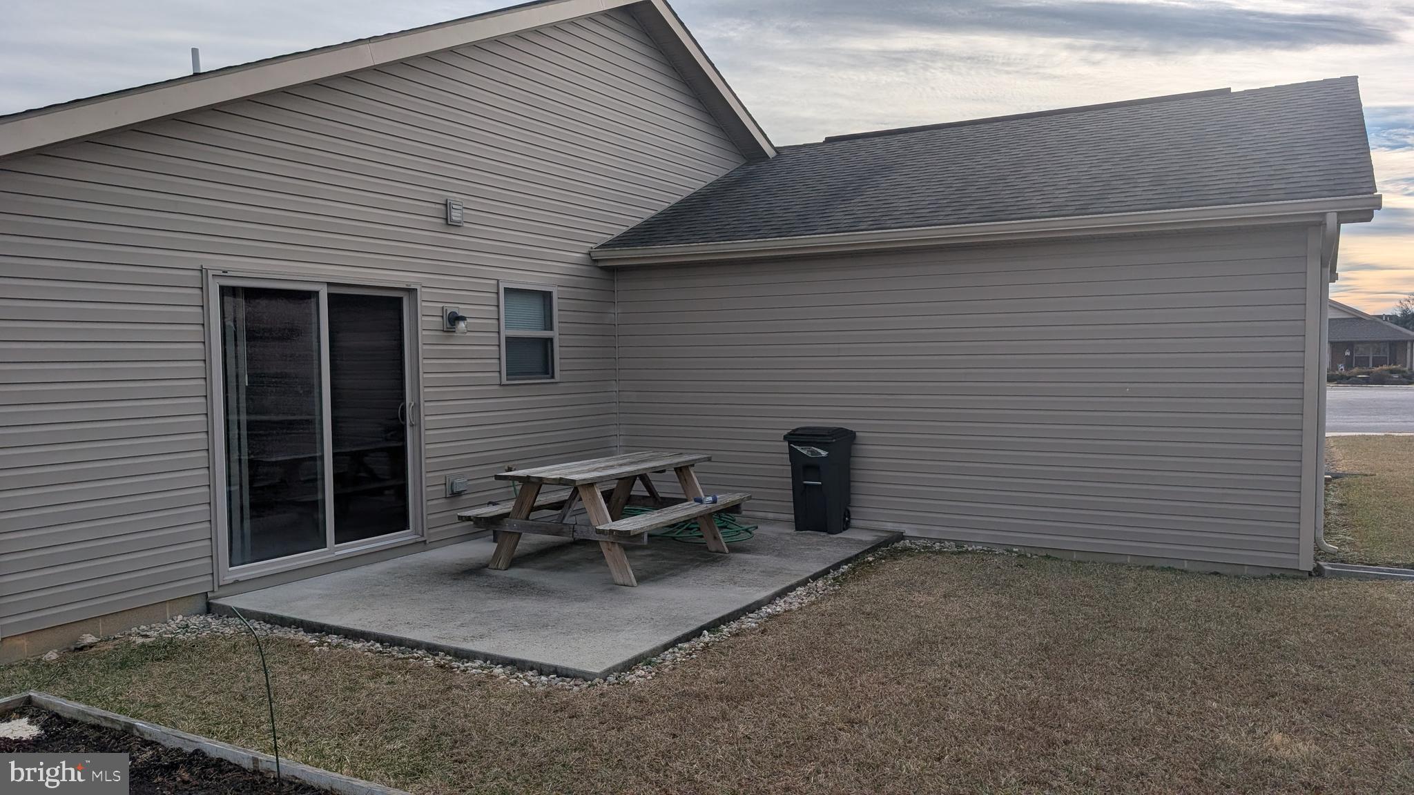 ENCLAVE - Residential Lease