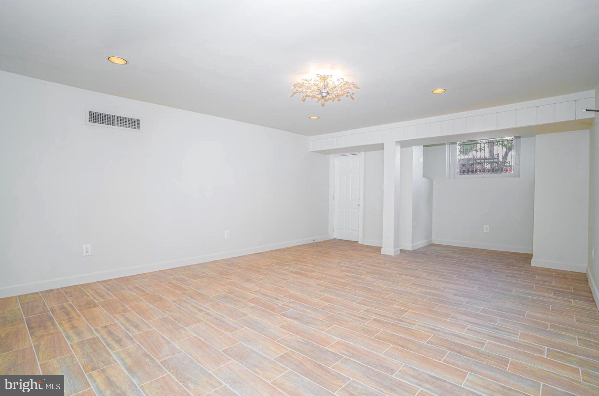 DUPONT CIRCLE - Residential