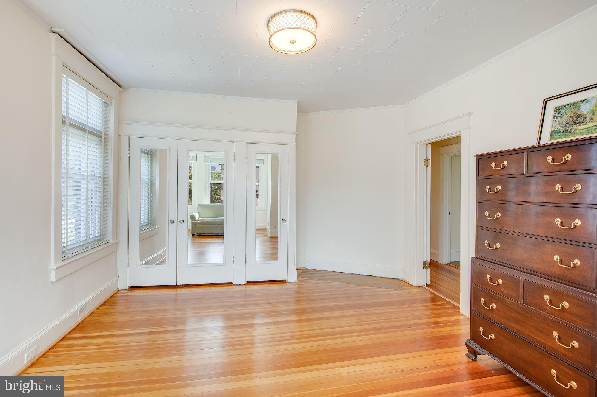 DUPONT CIRCLE - Residential