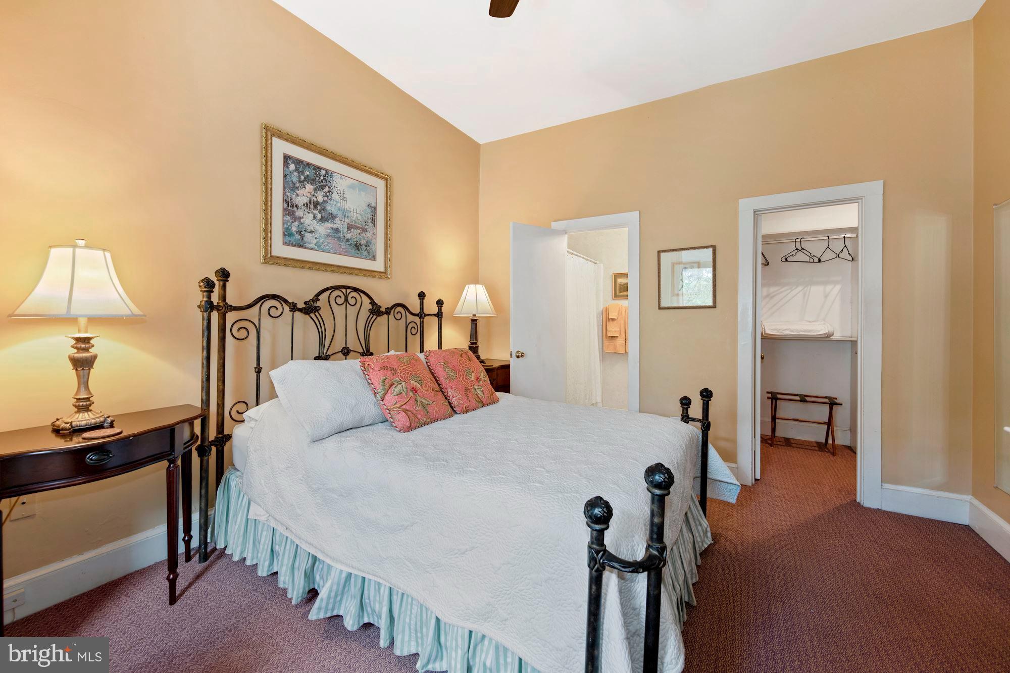 DUPONT CIRCLE - Residential
