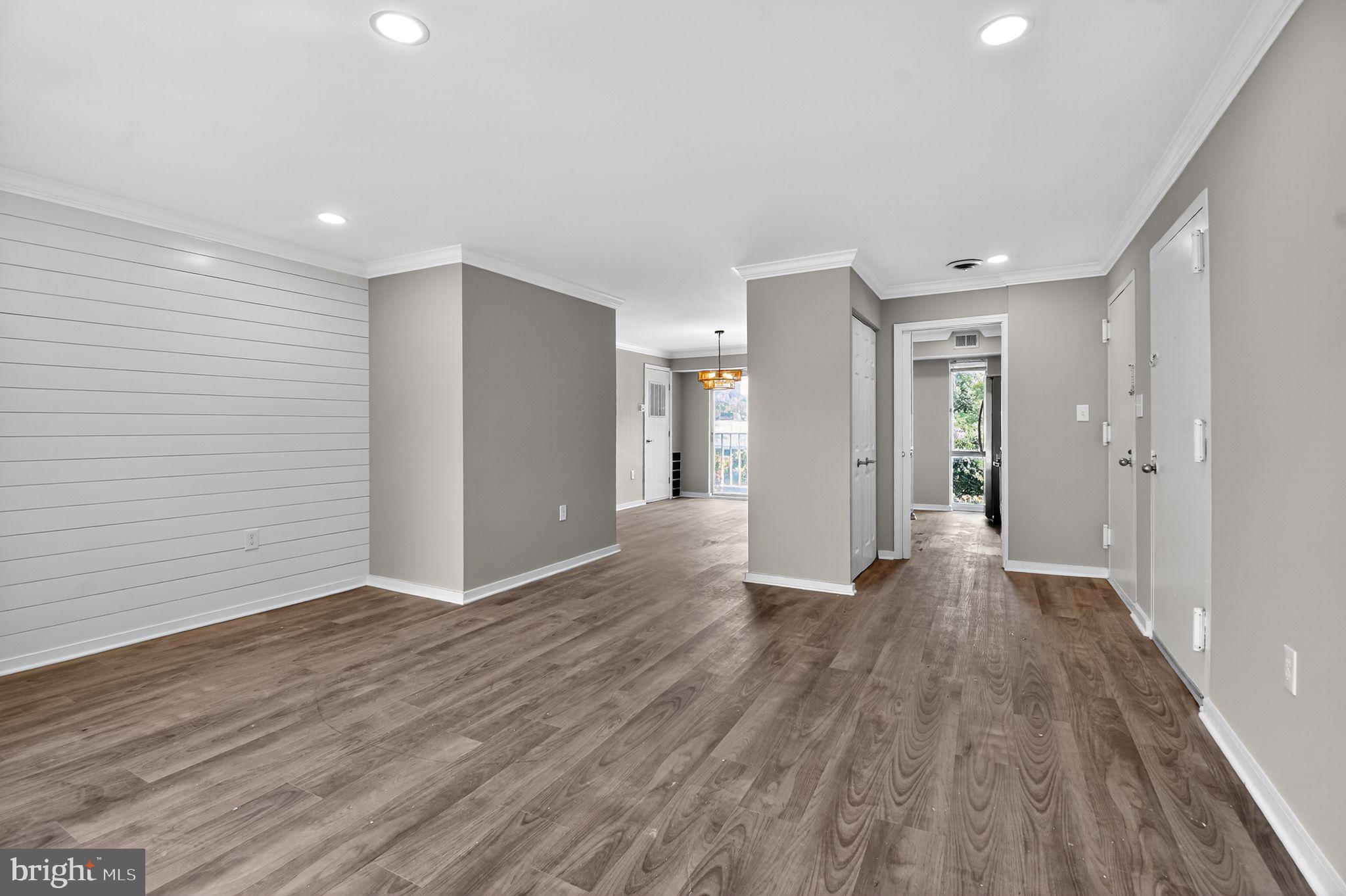 3234 HEWITT AVENUE 3-4-B