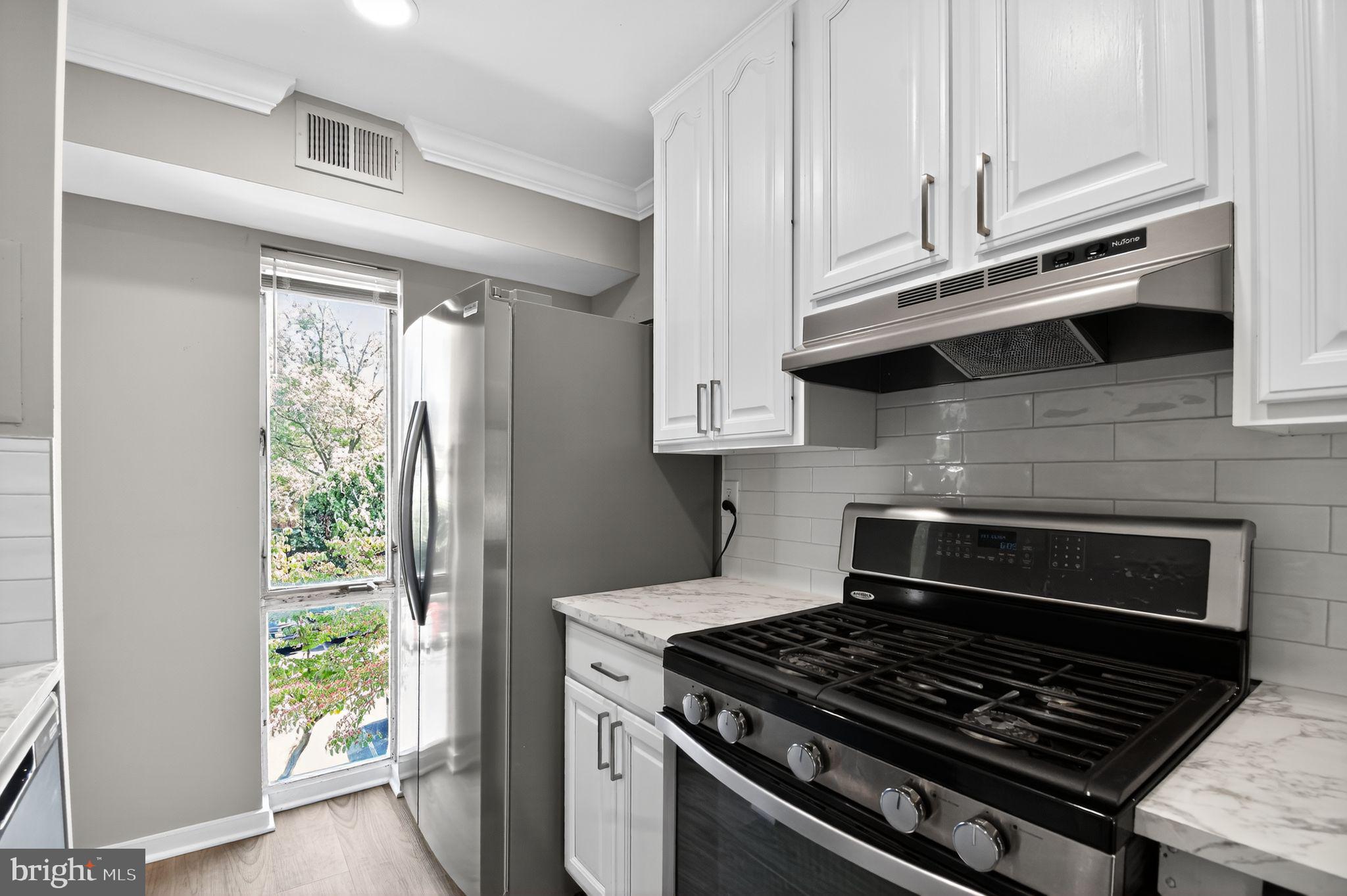 WESTCHESTER WEST - Residential